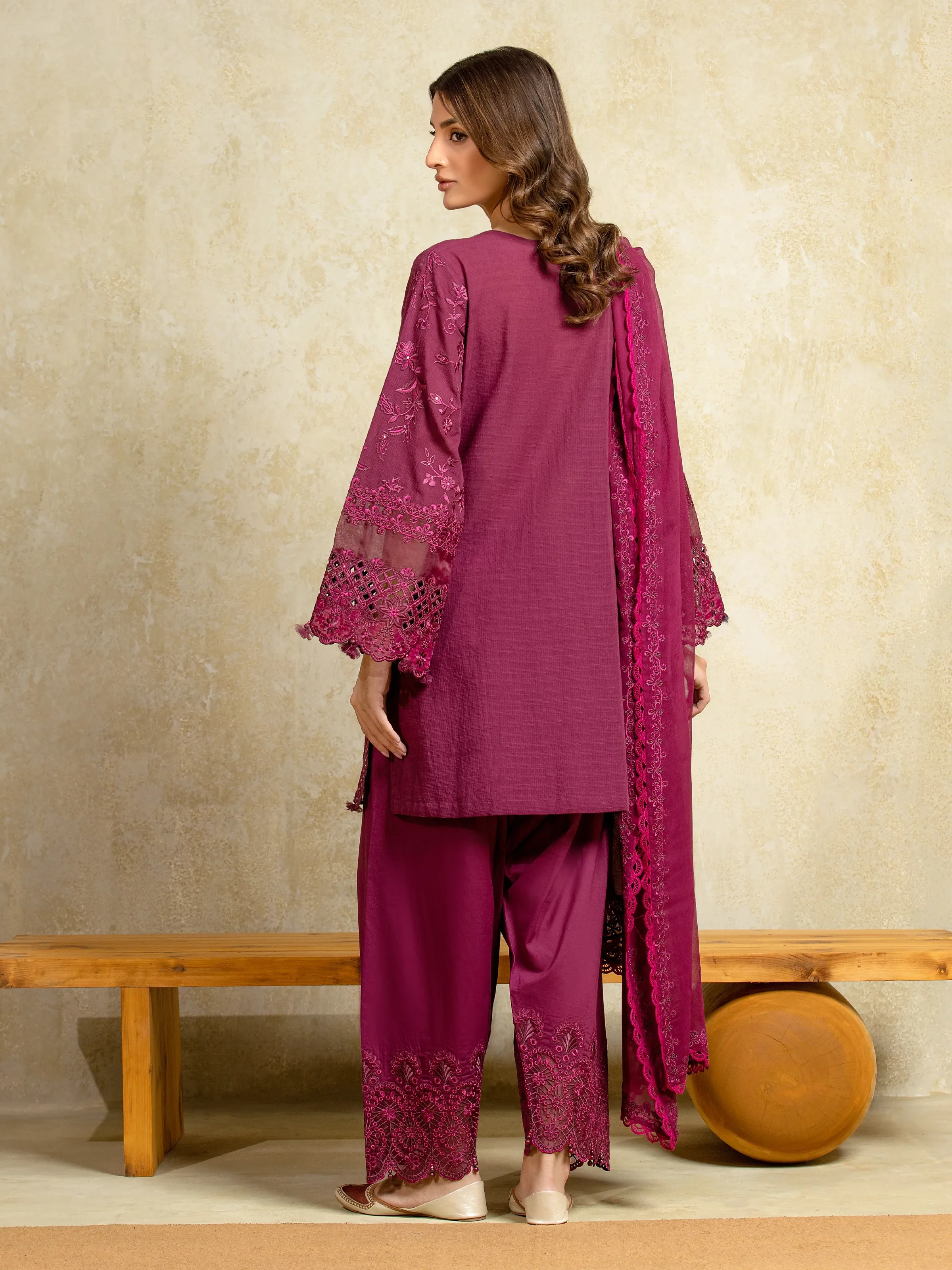 Unstitched Embroidered Lawn Suit - EWU5V1-31708-3P - Image 7