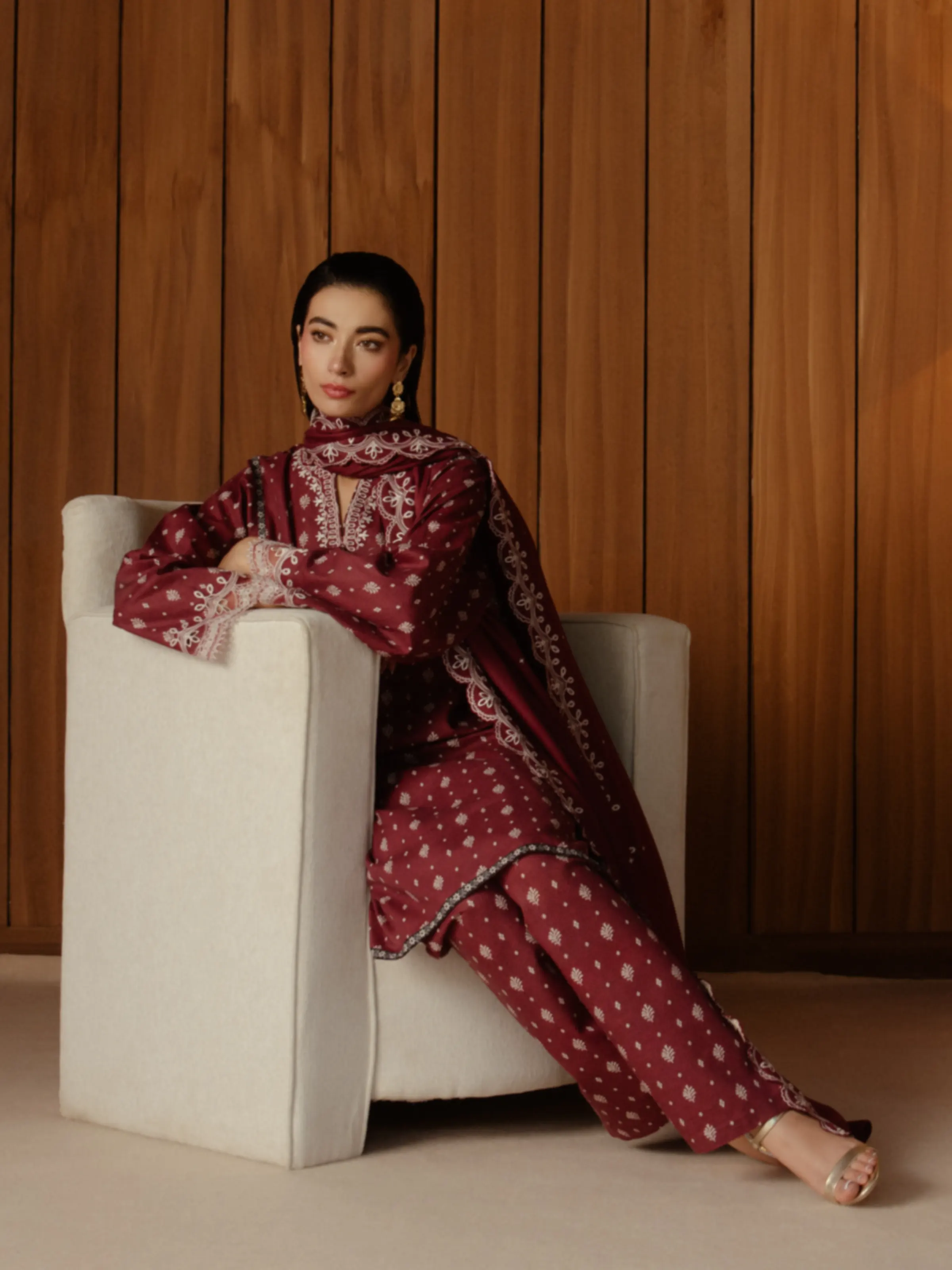 Unstitched Embroidered Marina Twill Suit - EWU24V14-30188-3P - Image 5