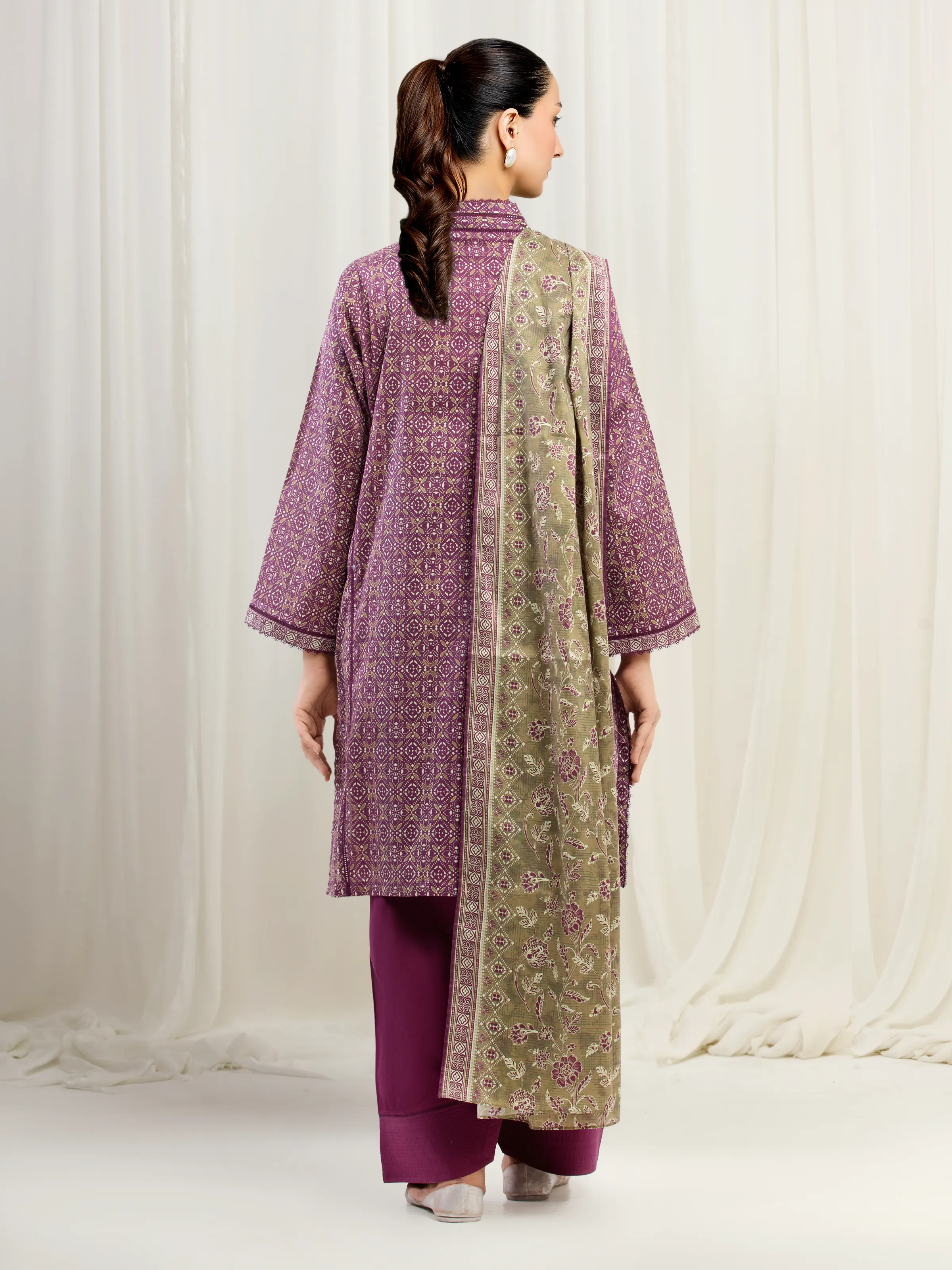 Unstitched Printed Khaddar Suit - EWU5A3-36016-3P - Image 4