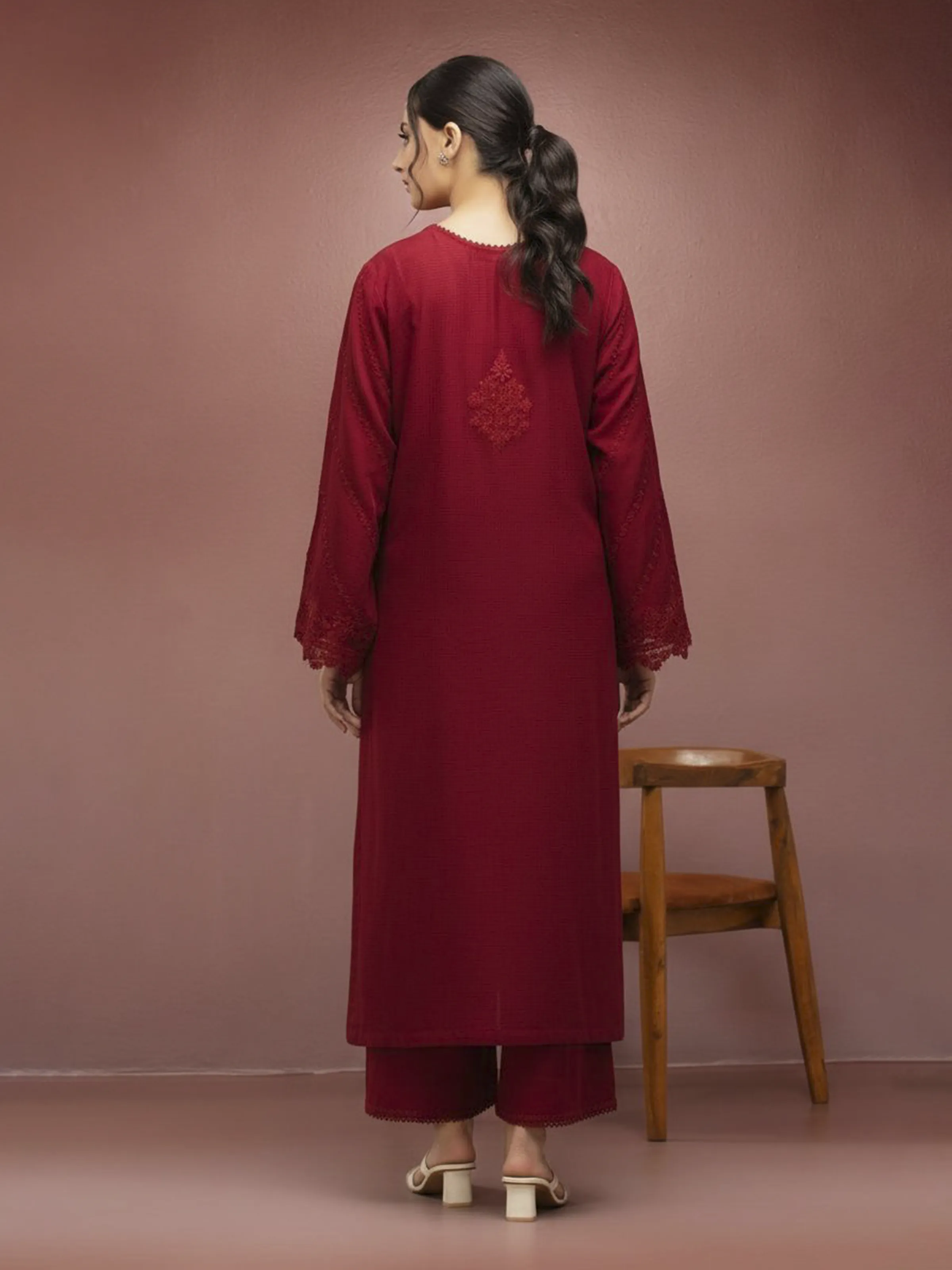 Unstitched Embroidered Lawn Shirt - EWU5V1-31240S - Image 2