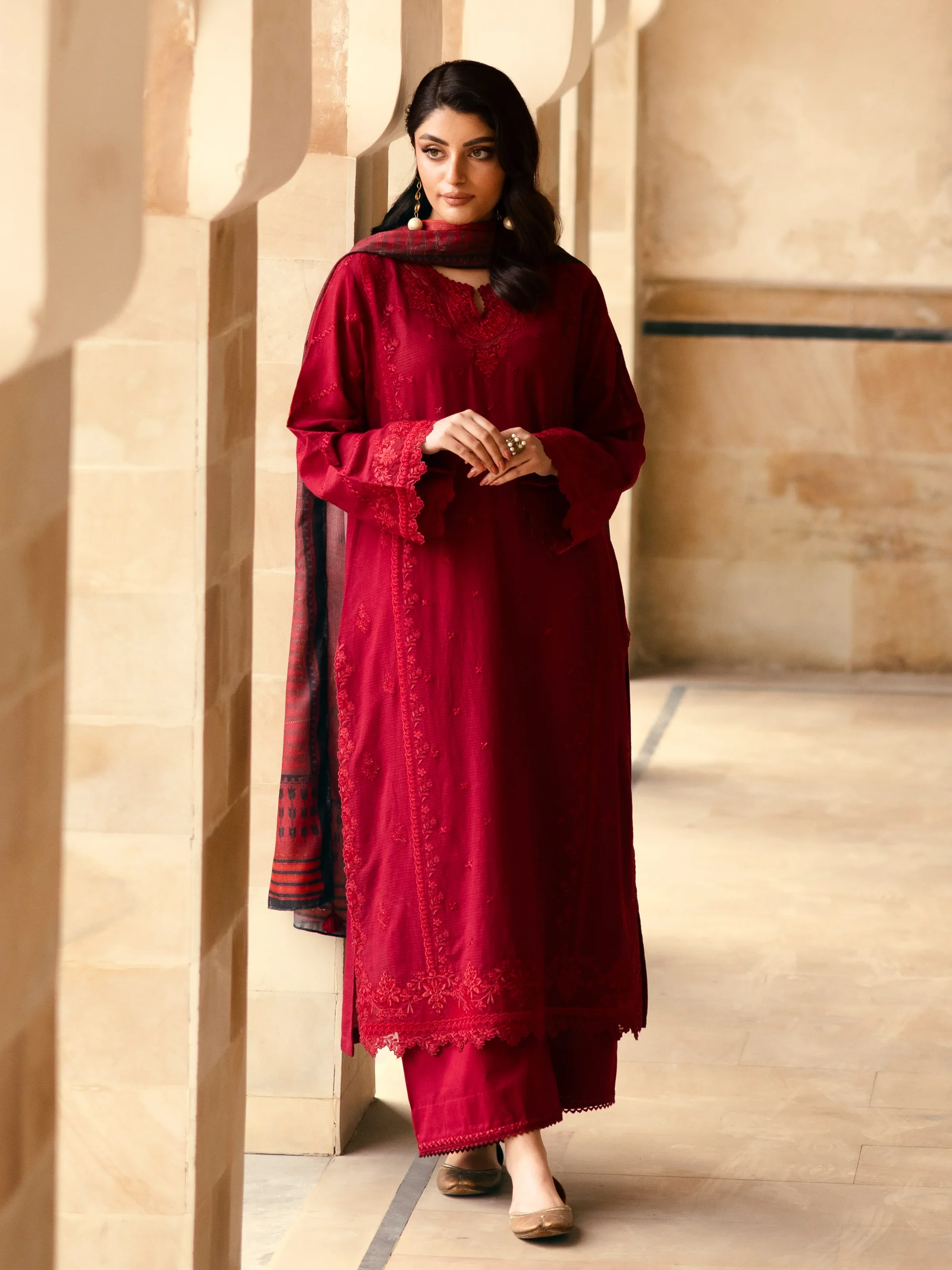 Unstitched Embroidered Lawn Suit - EWU5V1-31240-3P - Image 2