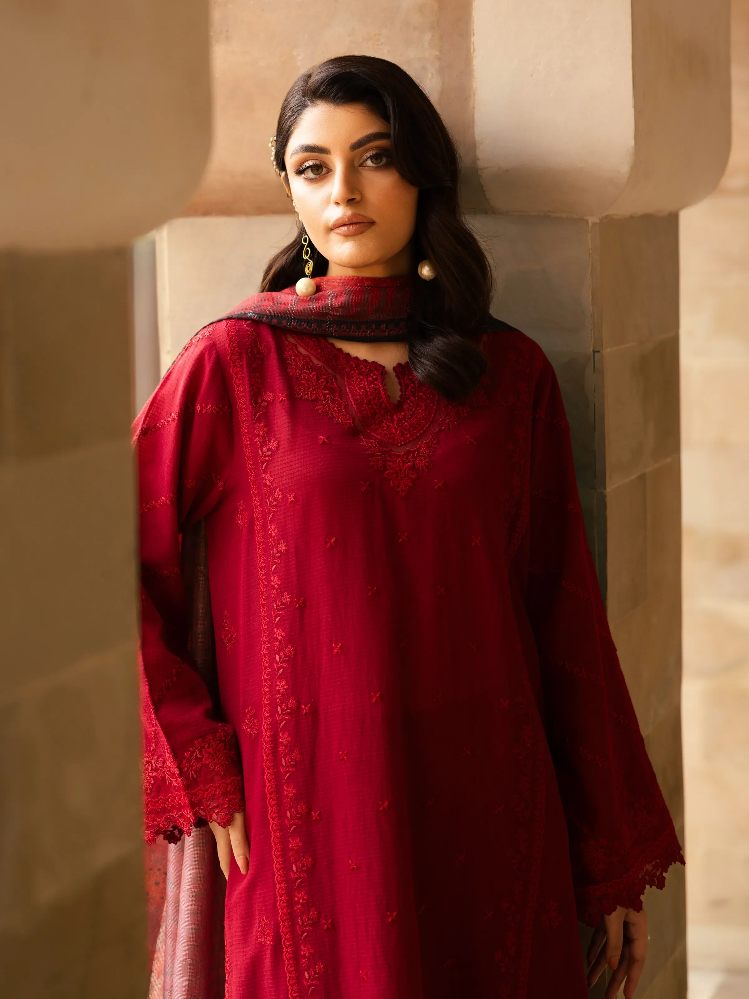 Unstitched Embroidered Lawn Suit - EWU5V1-31240-3P - Image 3