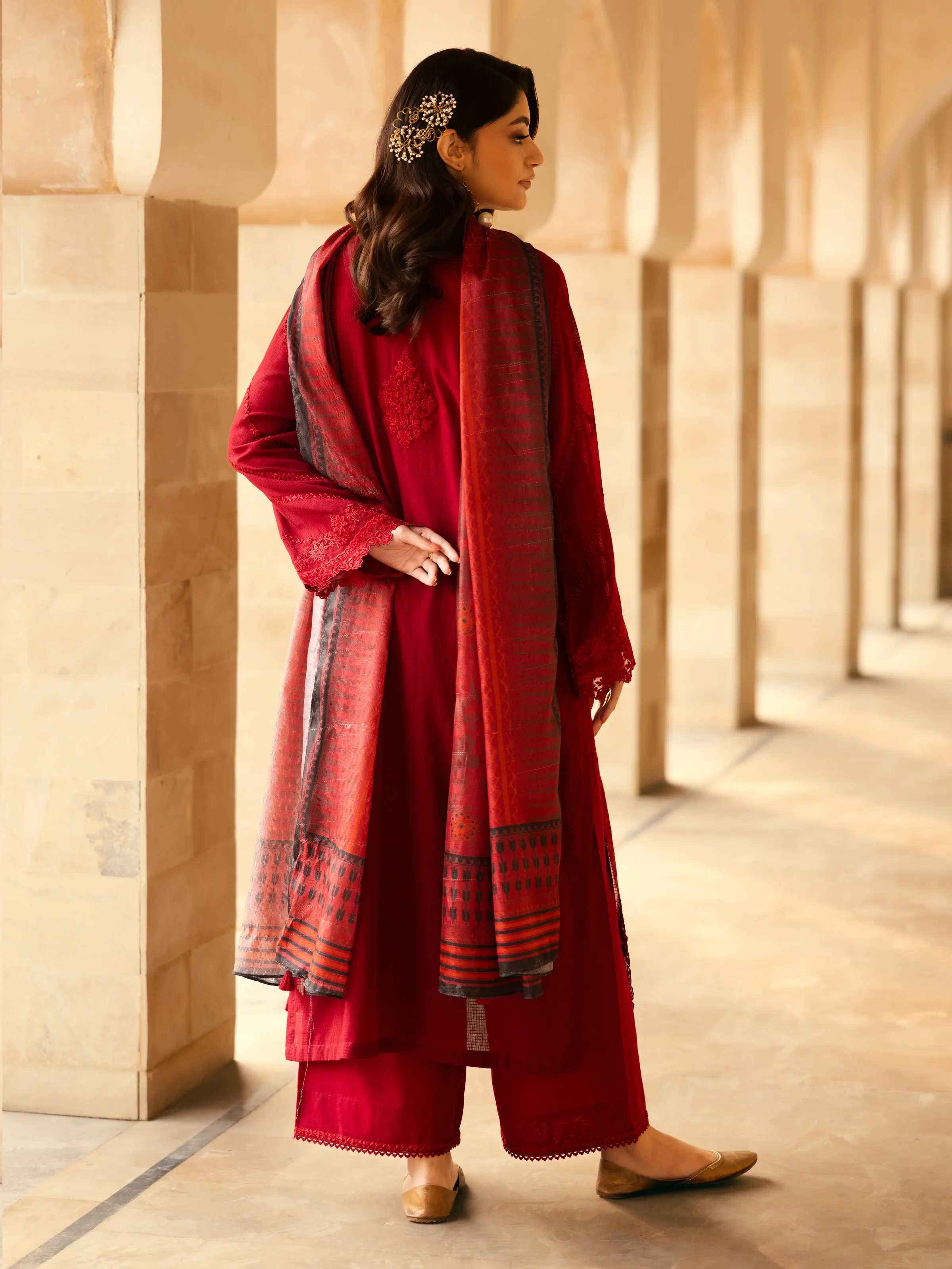 Unstitched Embroidered Lawn Suit - EWU5V1-31240-3P - Image 6