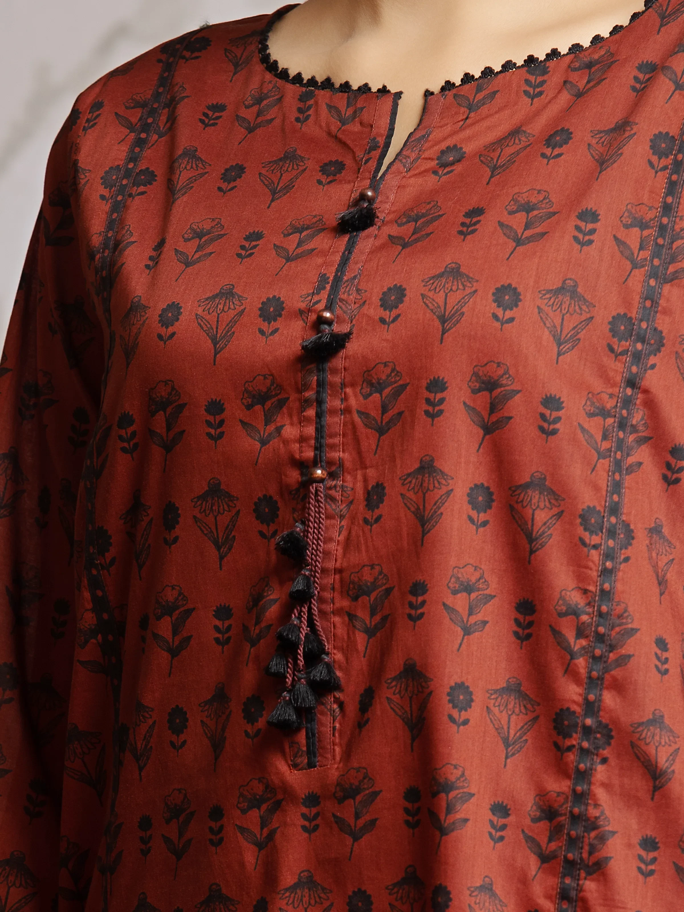 Unstitched Printed Khaddar Suit - EWU24A3-29623-3P - Image 3