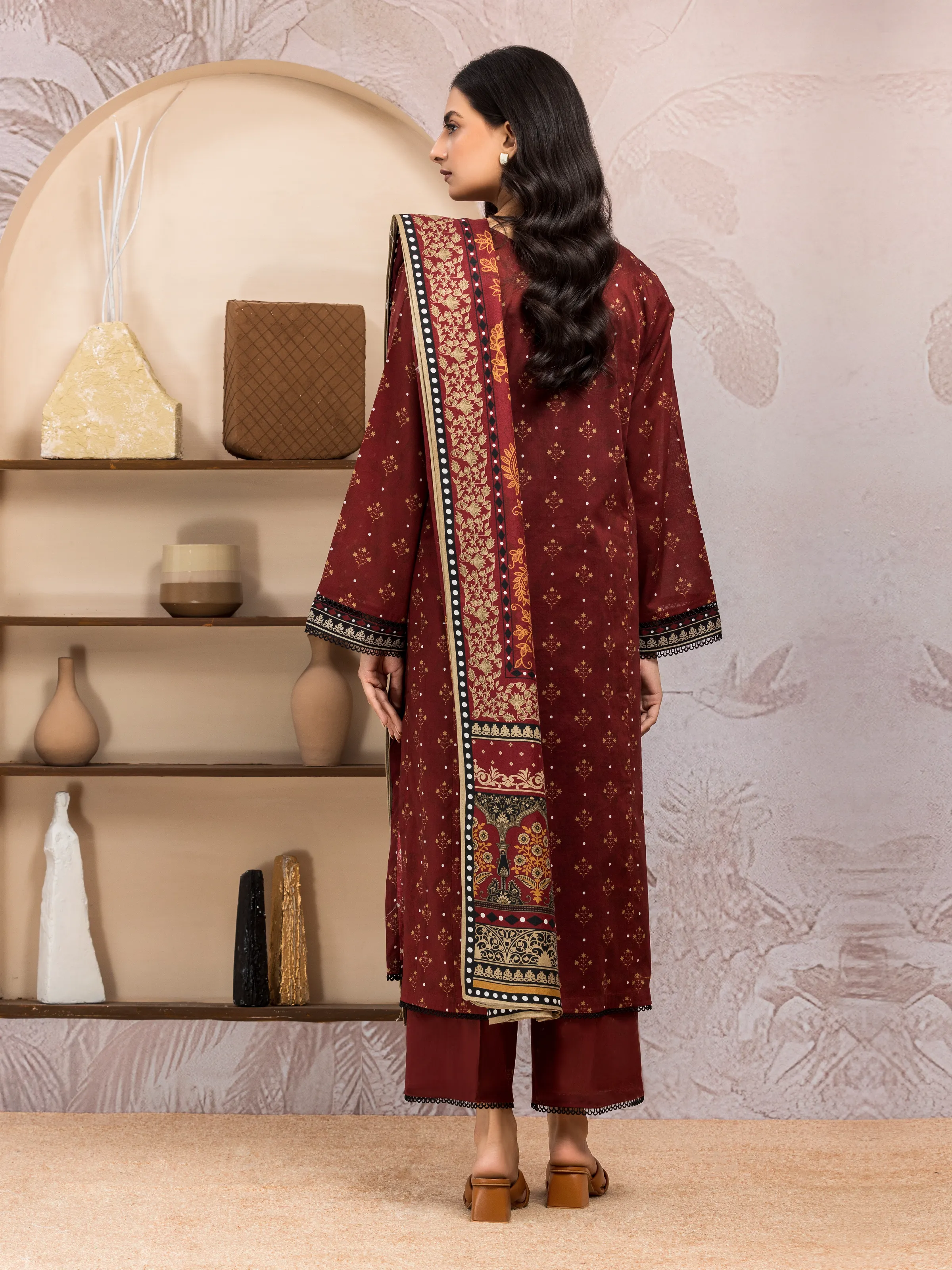 Unstitched Printed Khaddar Suit - EWU24M3-097-3P - Image 2