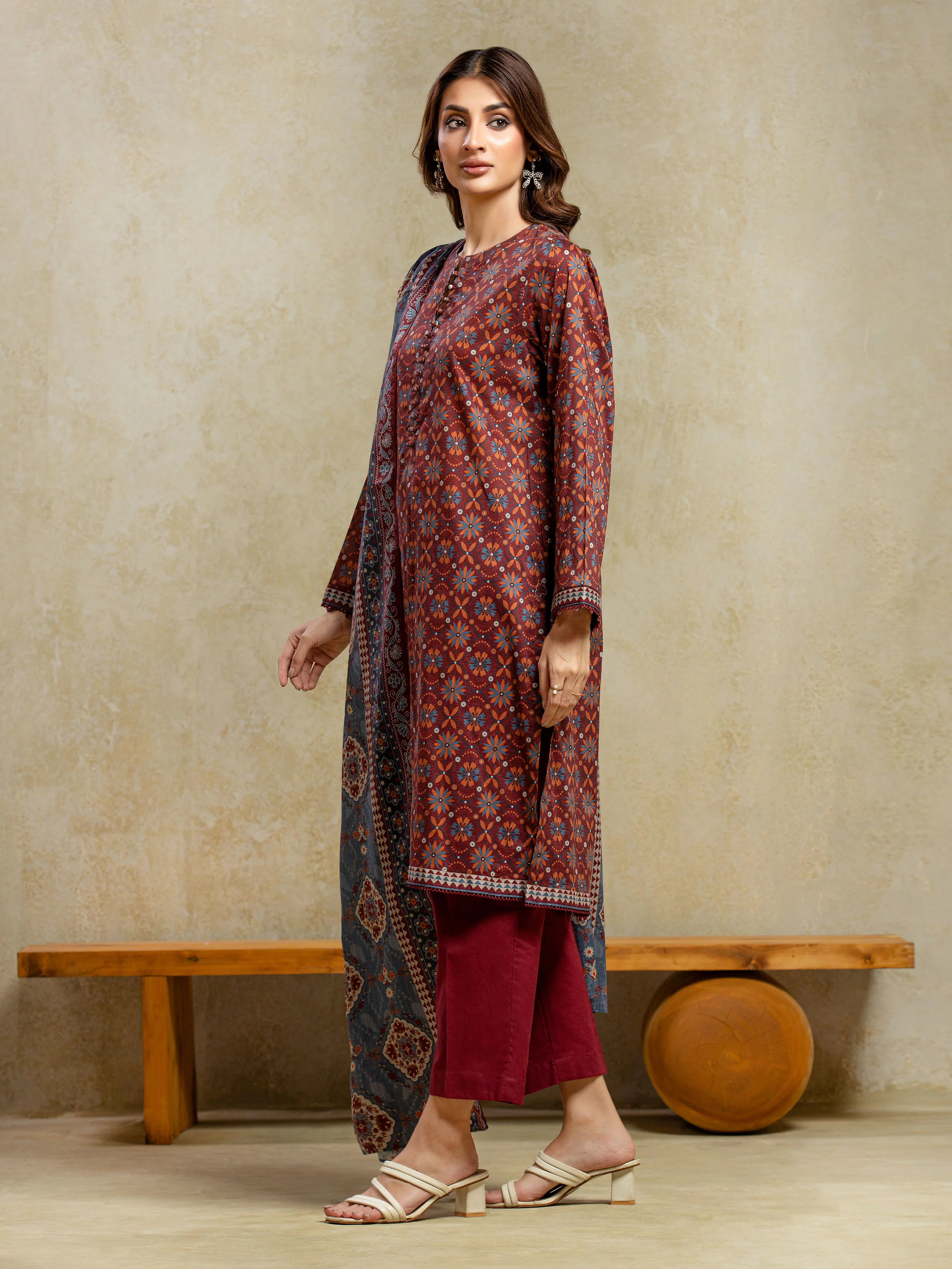Unstitched Printed Khaddar Suit - EWU5A3-35989-3P - Image 3