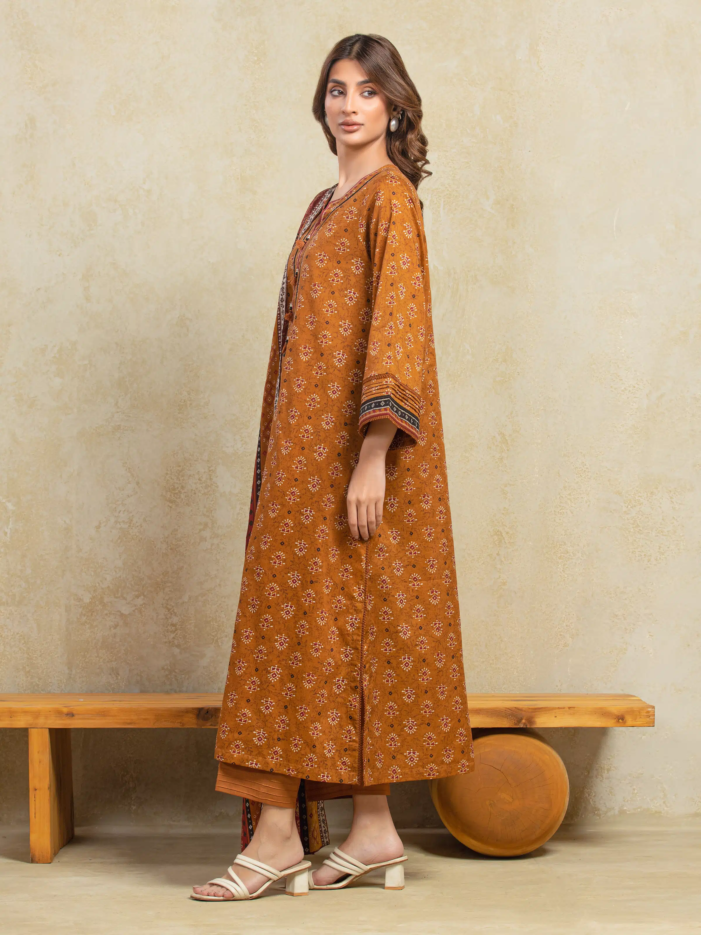 Unstitched Printed Khaddar Suit - EWU5A3-35953-3P - Image 5