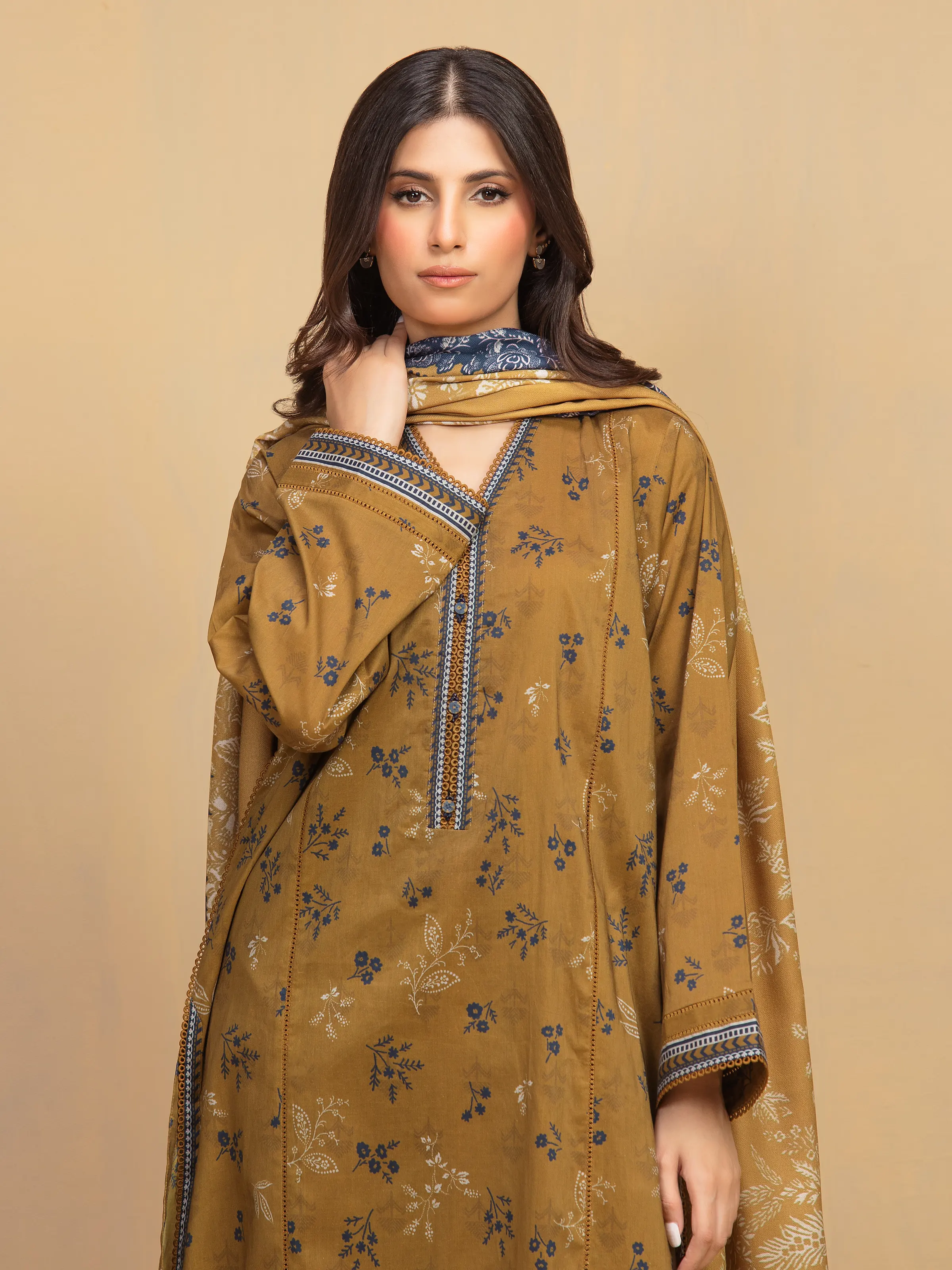 Unstitched Printed Khaddar Suit - EWU5M3-014-3P - Image 2