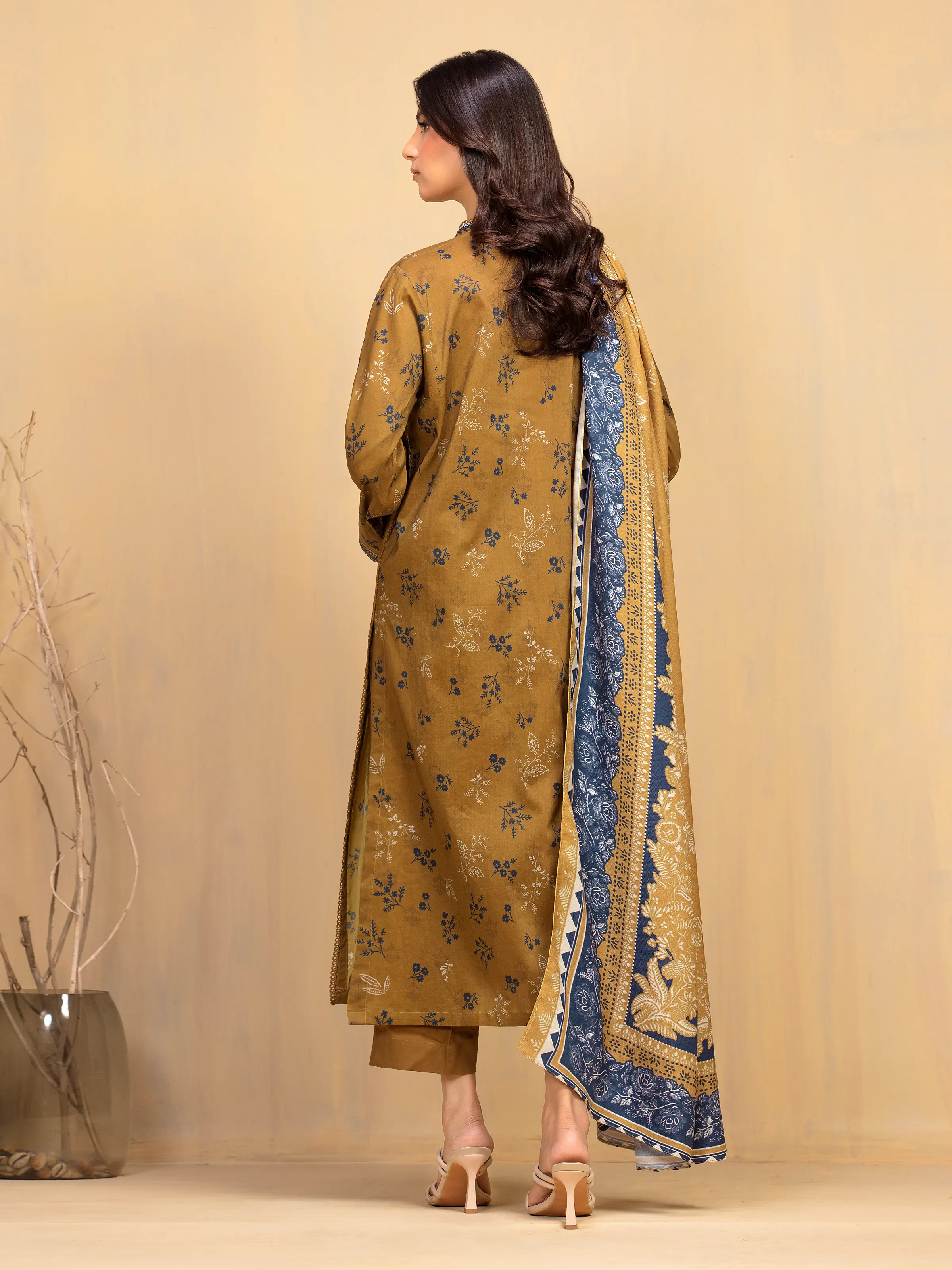 Unstitched Printed Khaddar Suit - EWU5M3-014-3P - Image 5