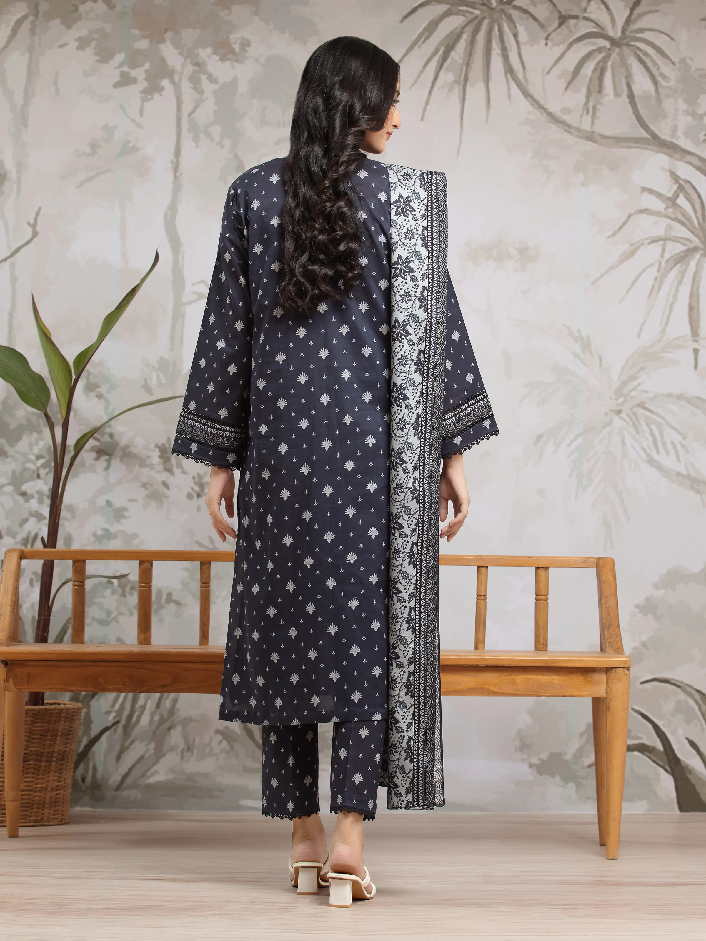Unstitched Printed Khaddar Suit - EWU24A3-29595-3P - Image 3