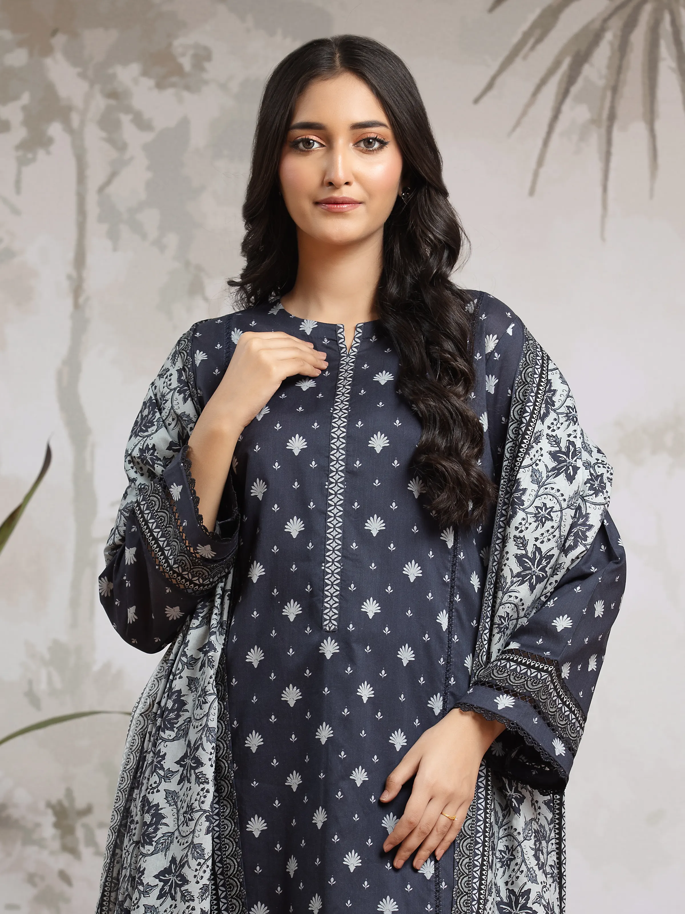 Unstitched Printed Khaddar Suit - EWU24A3-29595-3P - Image 4