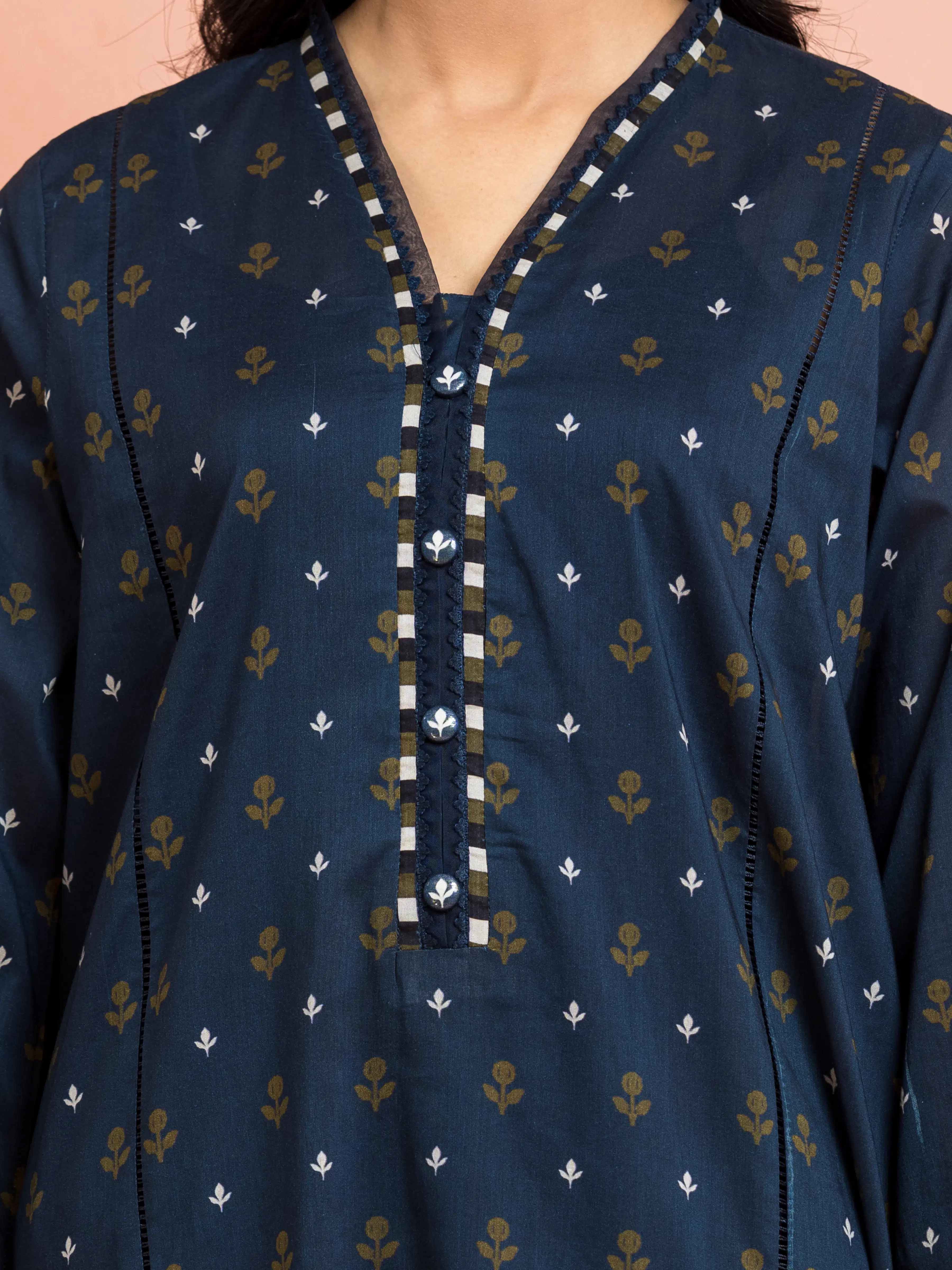Unstitched Printed Khaddar Suit - EWU24M3-096 - Image 3