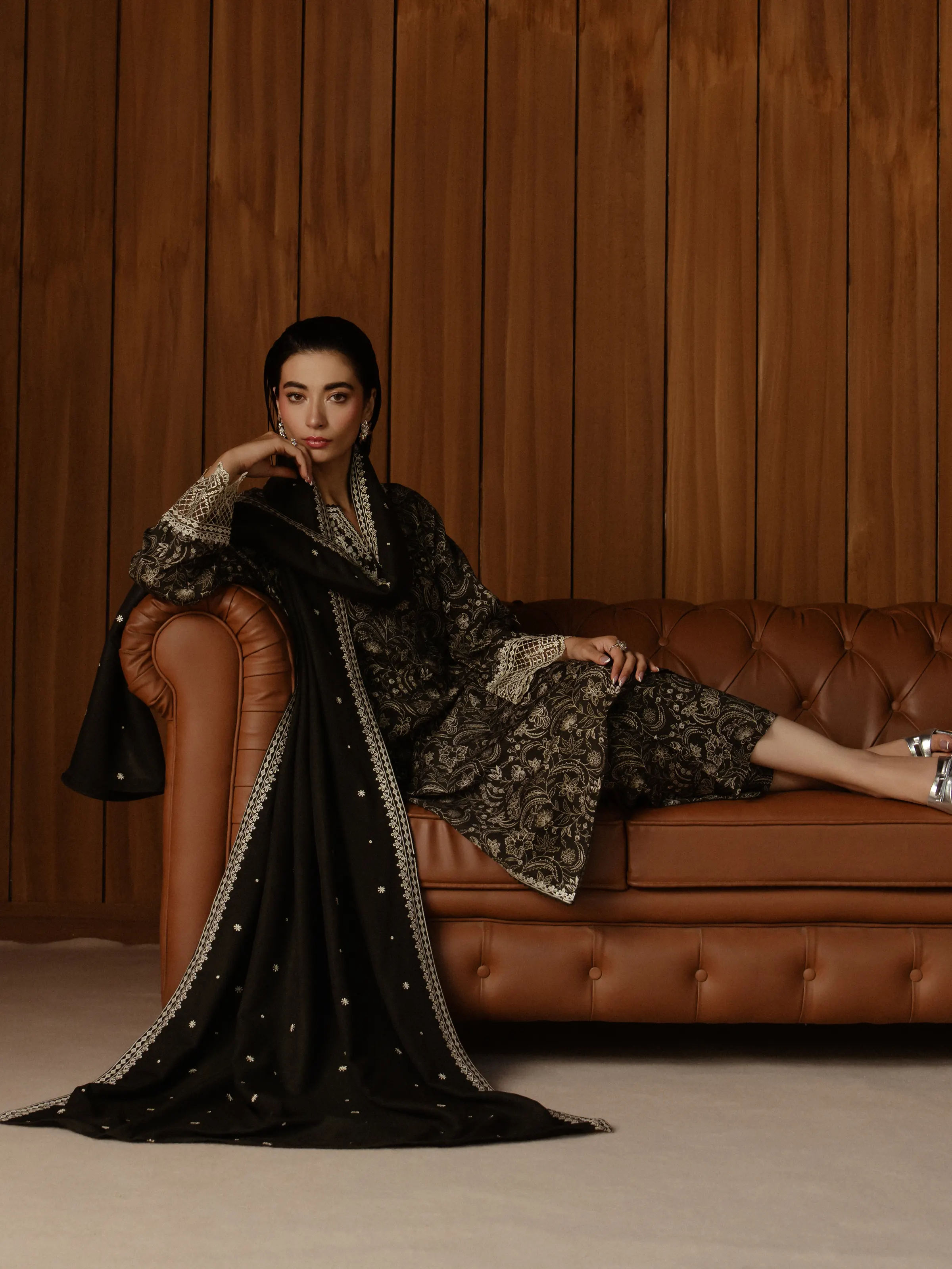 Unstitched Embroidered Marina Twill Suit - EWU24V14-30185-3P - Image 2