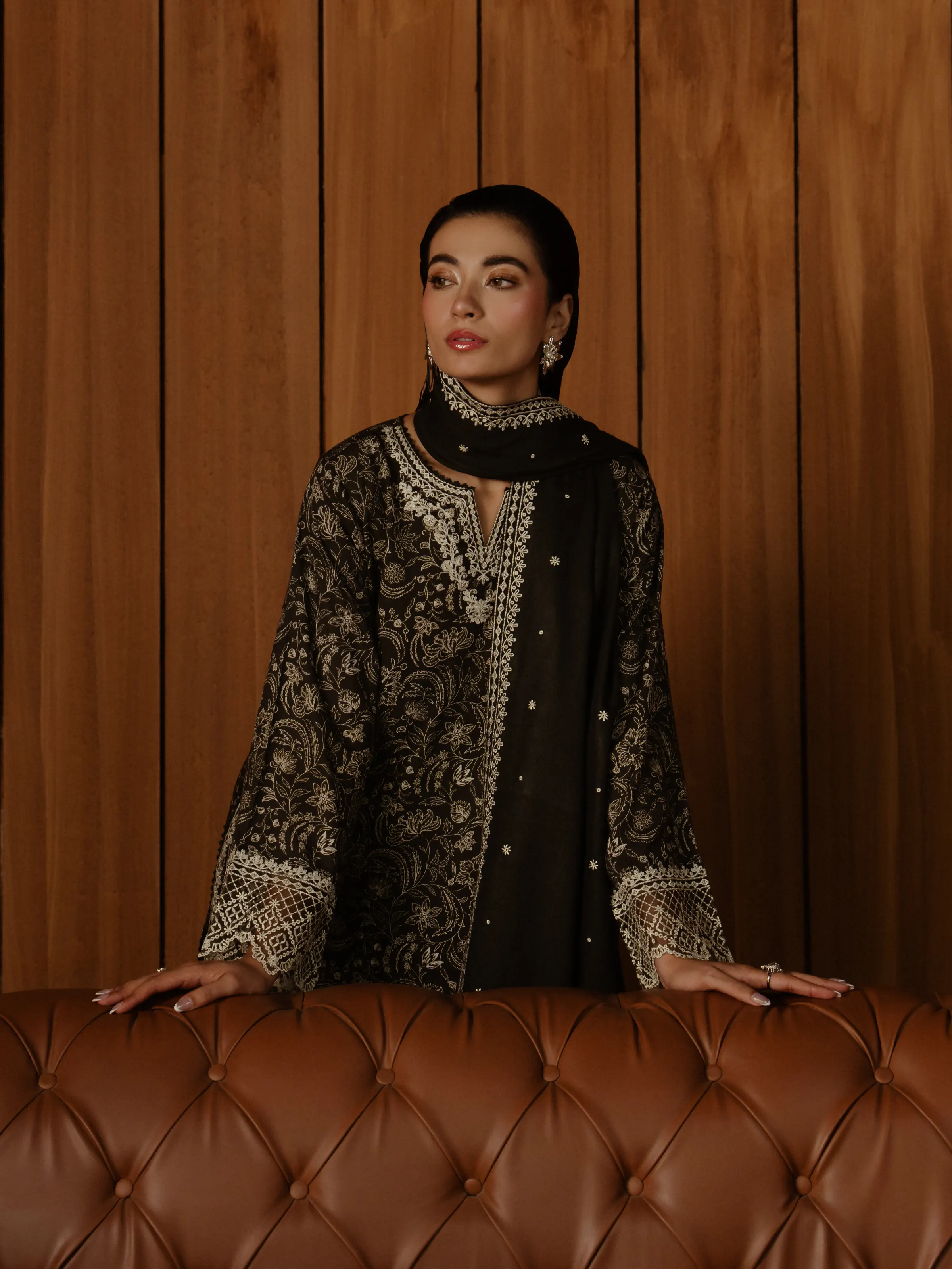 Unstitched Embroidered Marina Twill Suit - EWU24V14-30185-3P - Image 5