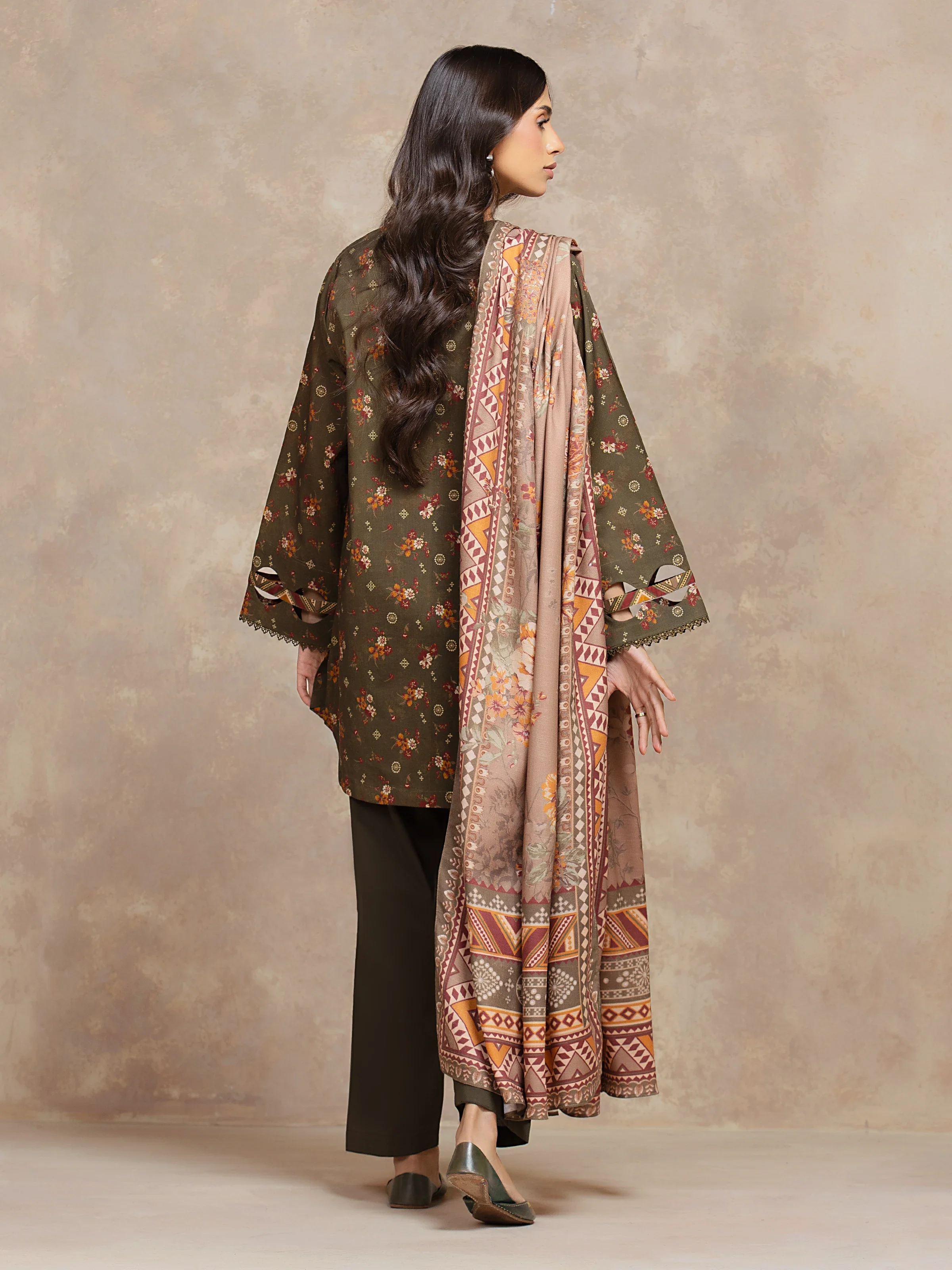 Unstitched Printed Khaddar Suit - EWU5M3-034-3P - Image 5