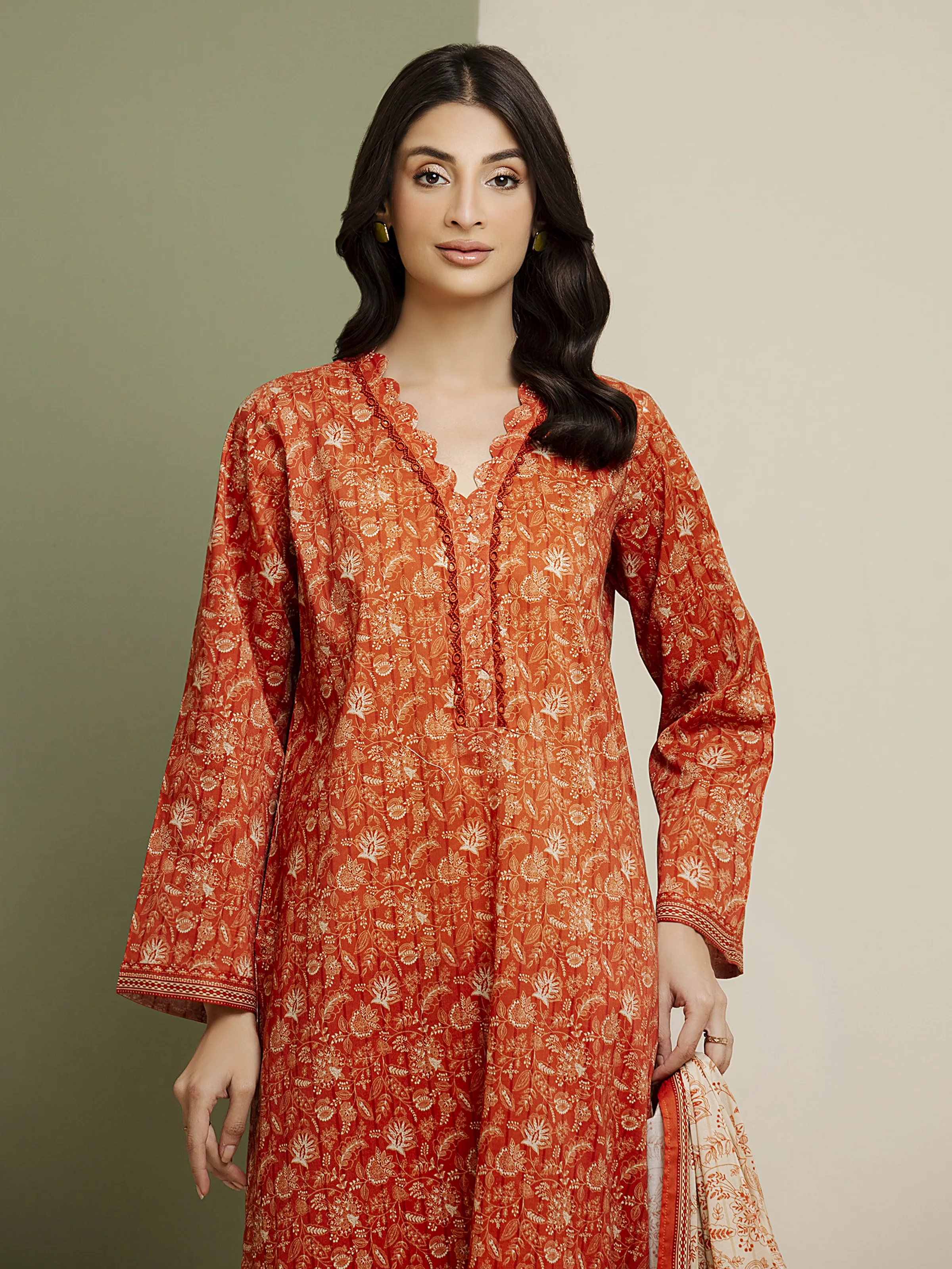 Unstitched Printed Lawn Suit - EWU5A1-35041-3P - Image 4