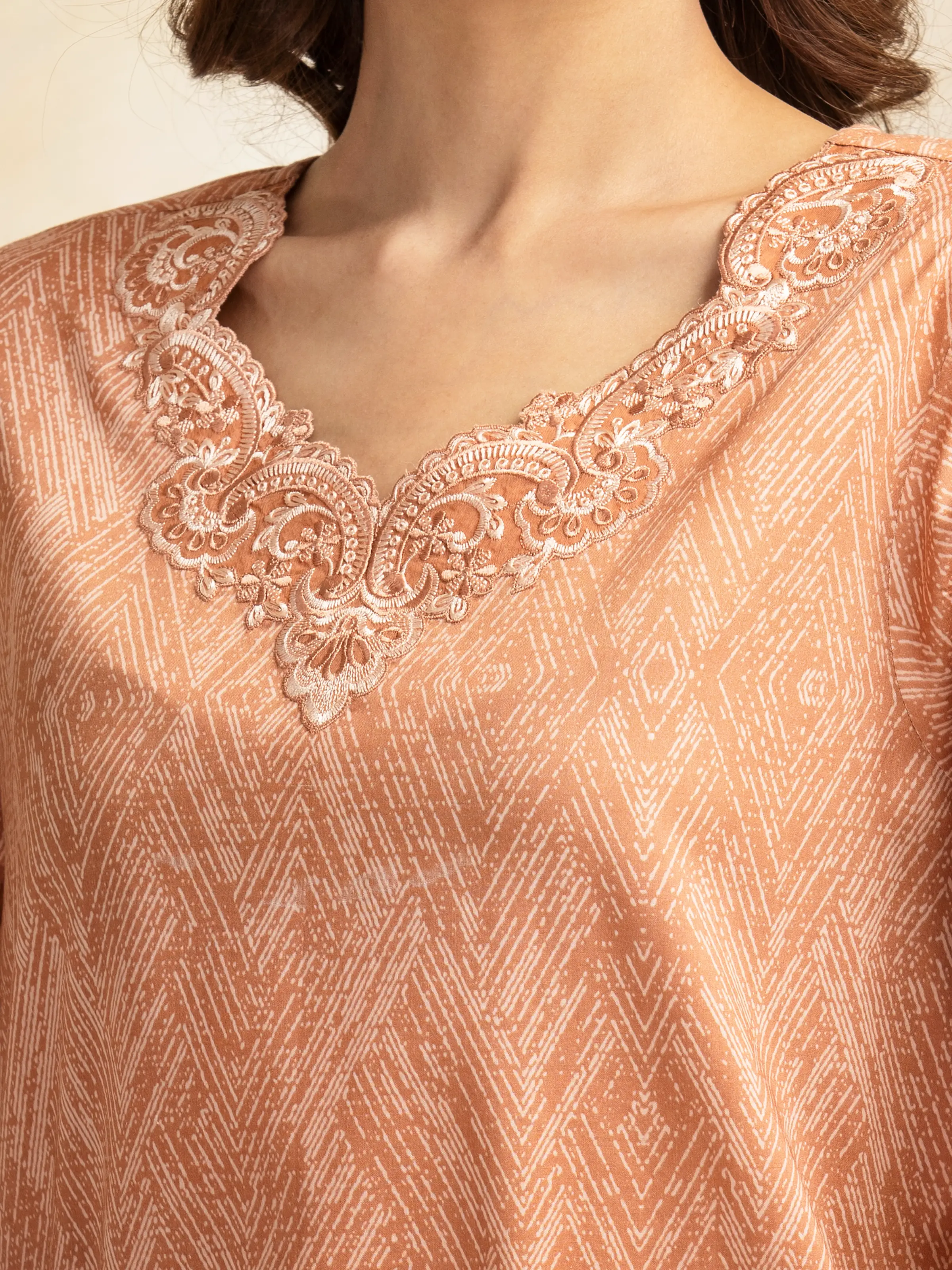 Unstitched Embroidered Lawn Suit - EWU5V1-31091-3P - Image 3