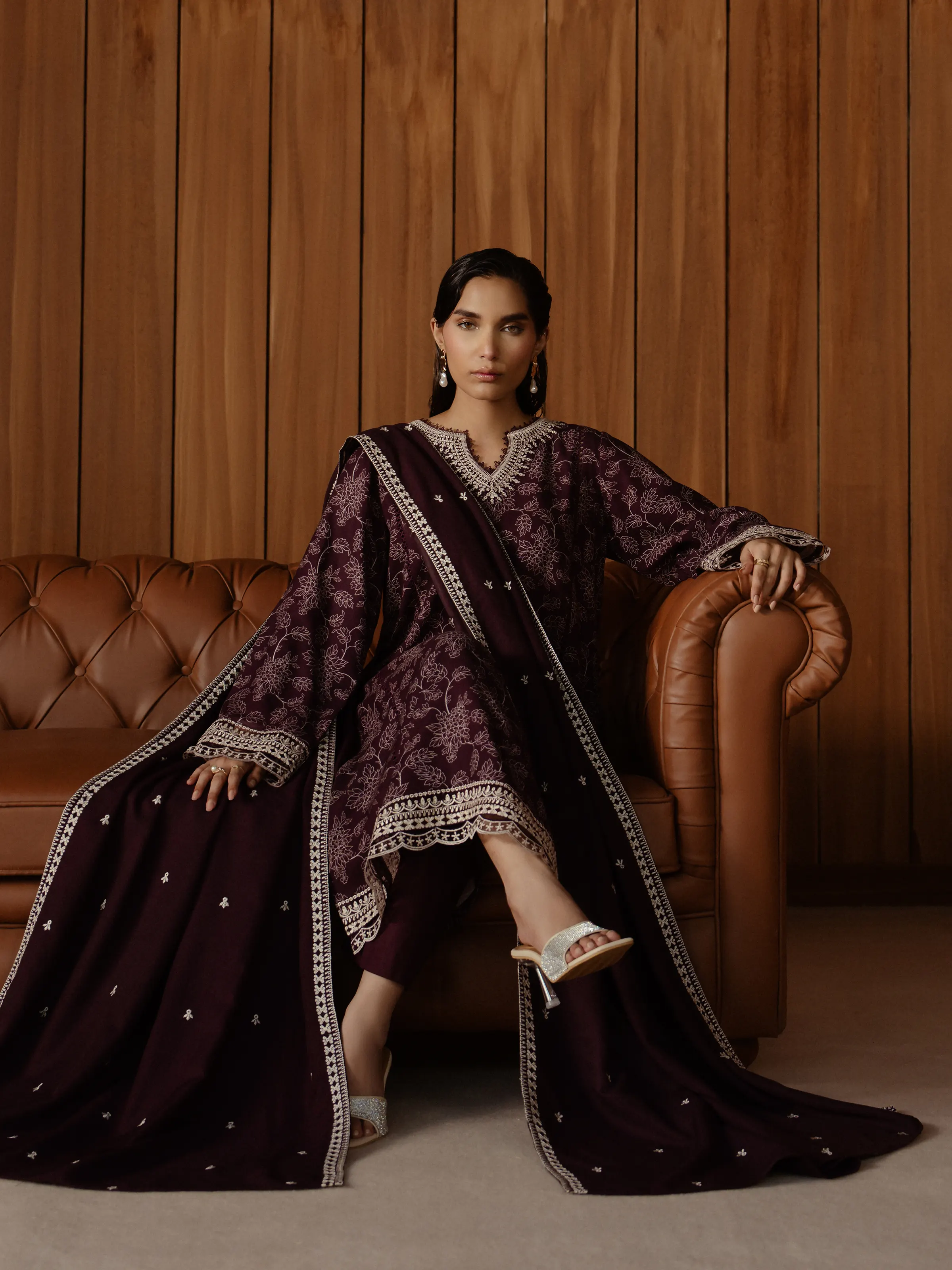 Unstitched Embroidered Marina Twill Suit - EWU24V14-30258-3P - Image 6