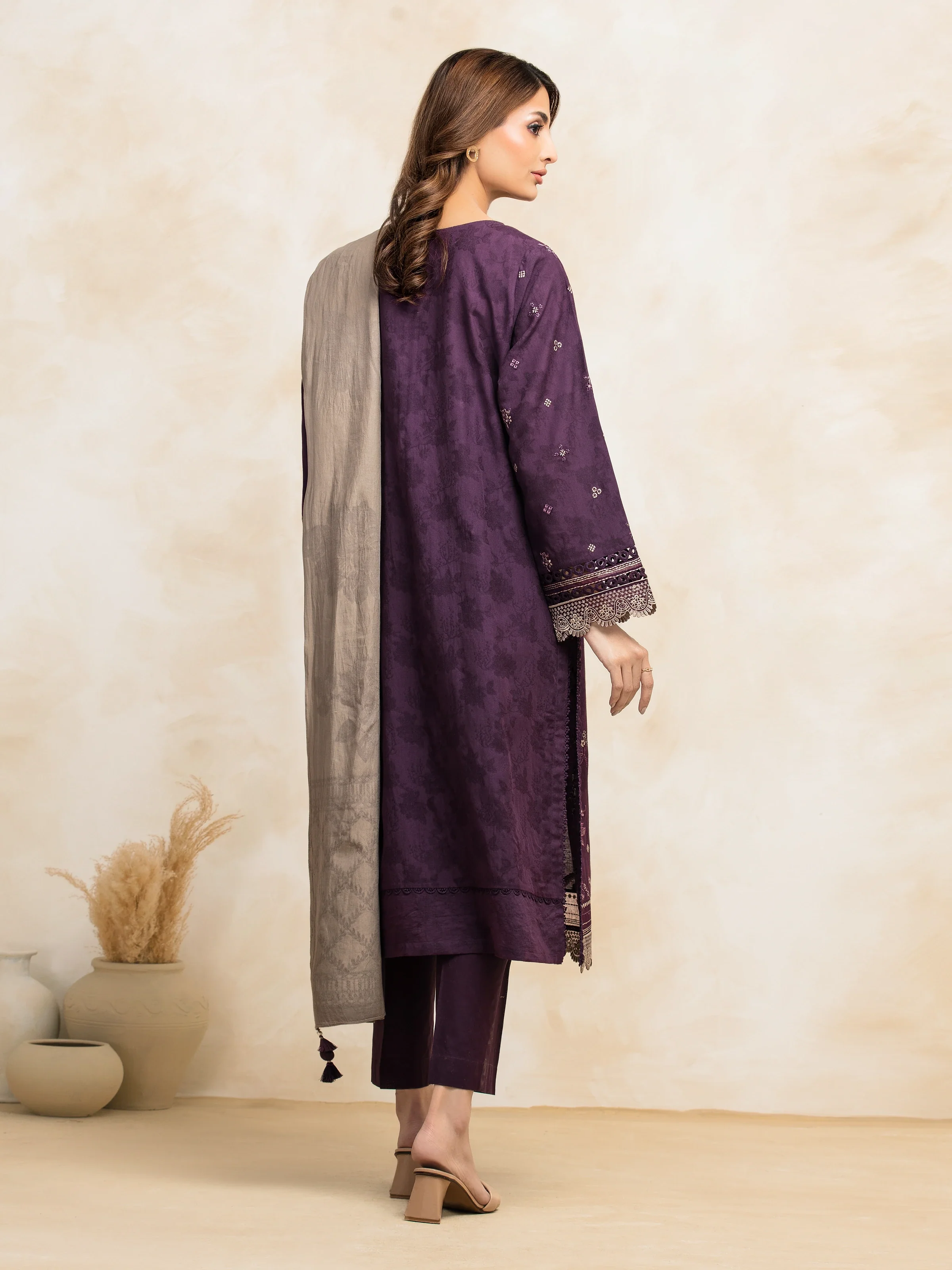 Unstitched Embroidered Jacquard Suit - EWU5V3-31152-3P - Image 2