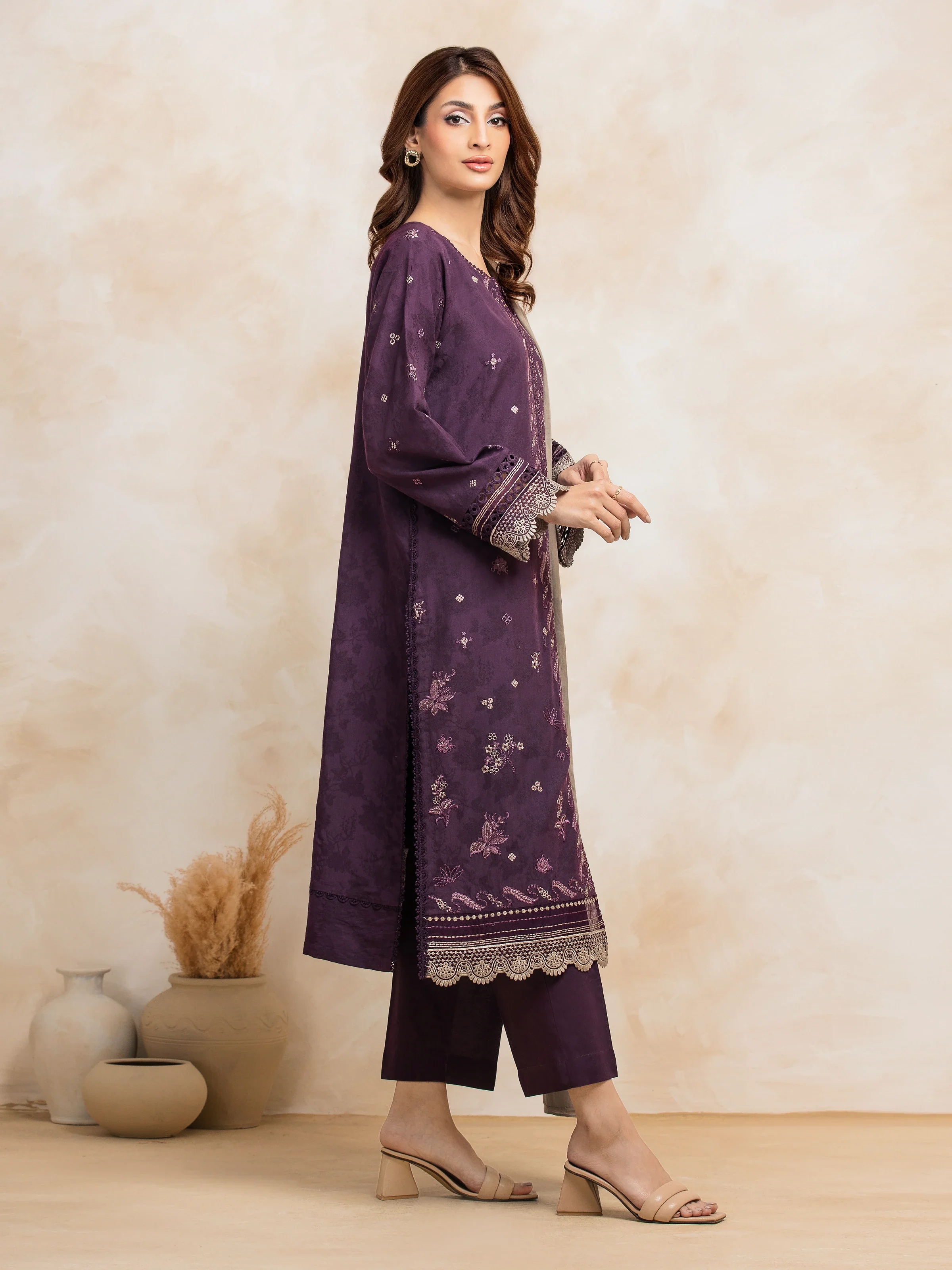 Unstitched Embroidered Jacquard Suit - EWU5V3-31152-3P - Image 3
