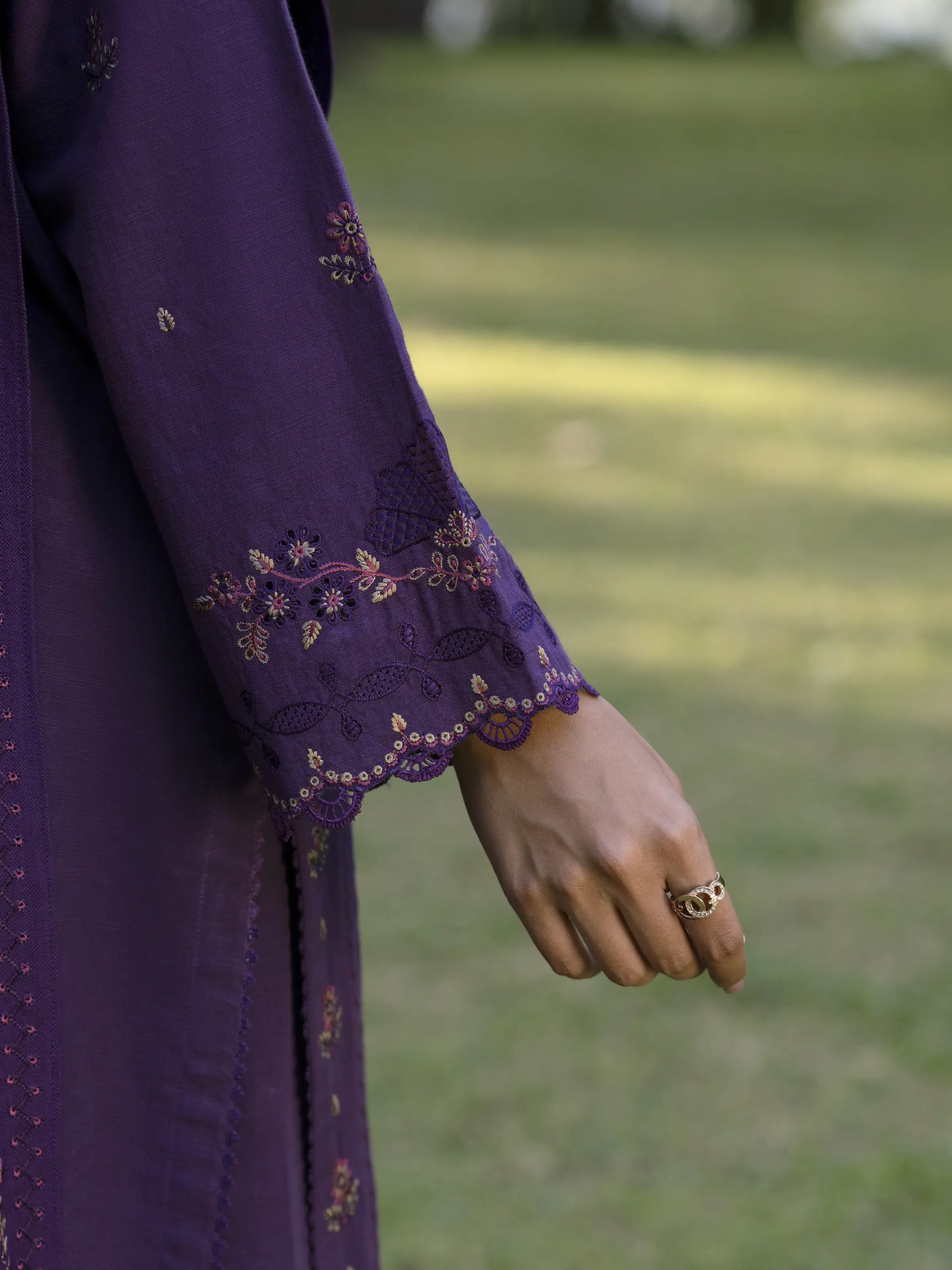 Unstitched Embroidered Marina Twill Shirt Dupatta - EWU24V14-30351SD - Image 5