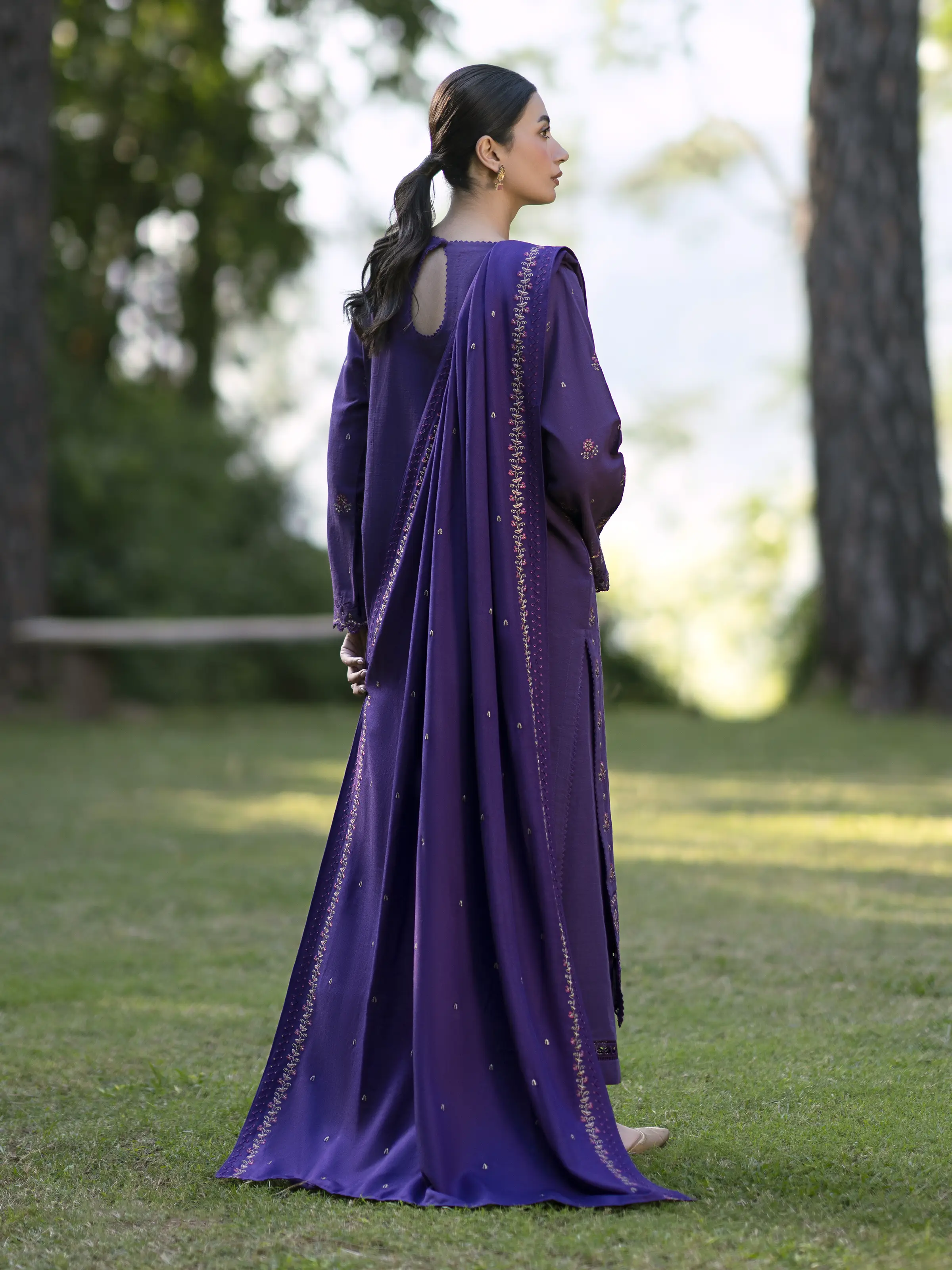 Unstitched Embroidered Marina Twill Suit - EWU24V14-30351-3P - Image 6