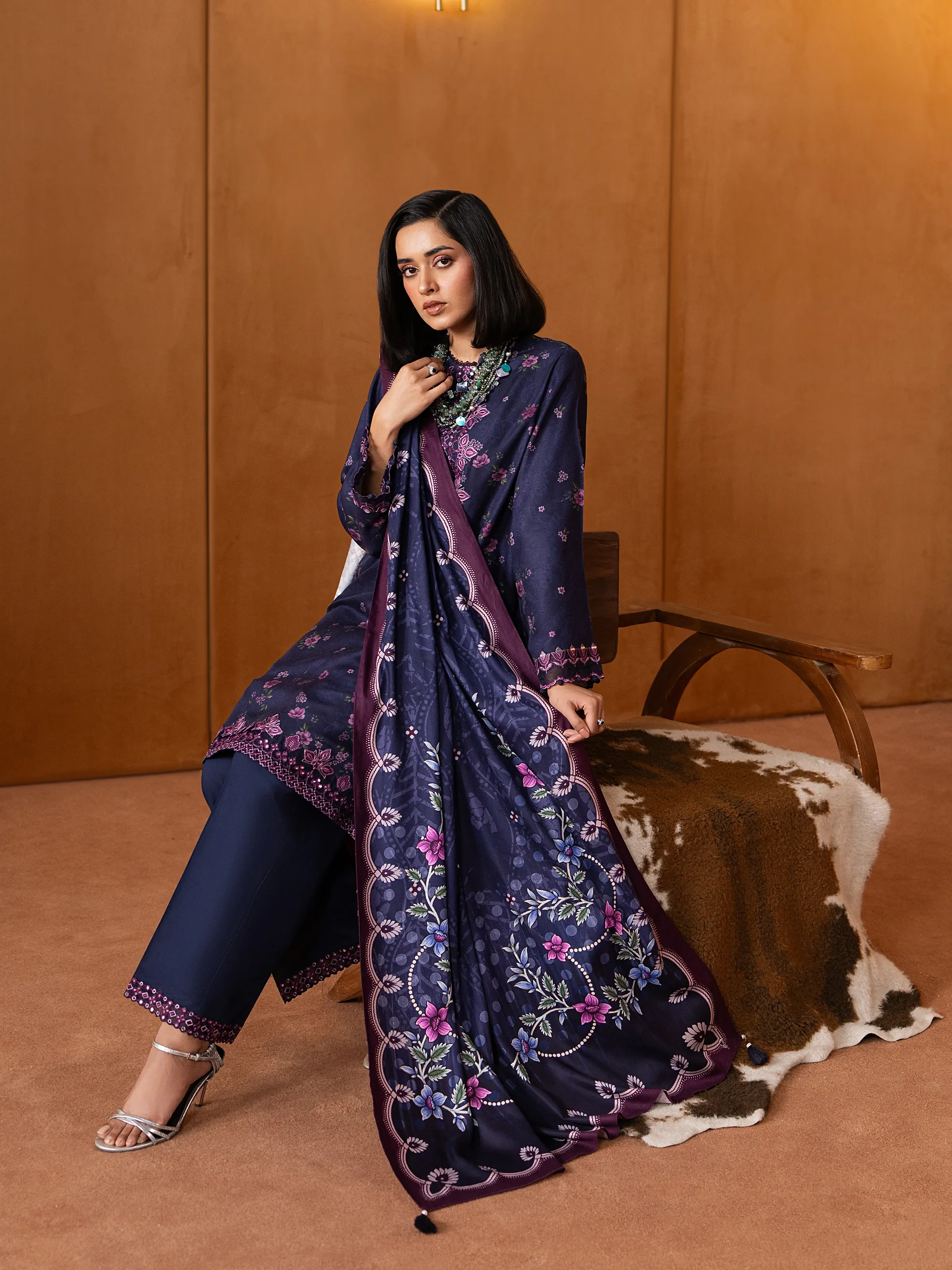 Unstitched Embroidered Twill Viscose Suit - EWU5V20-32081-3P - Image 5