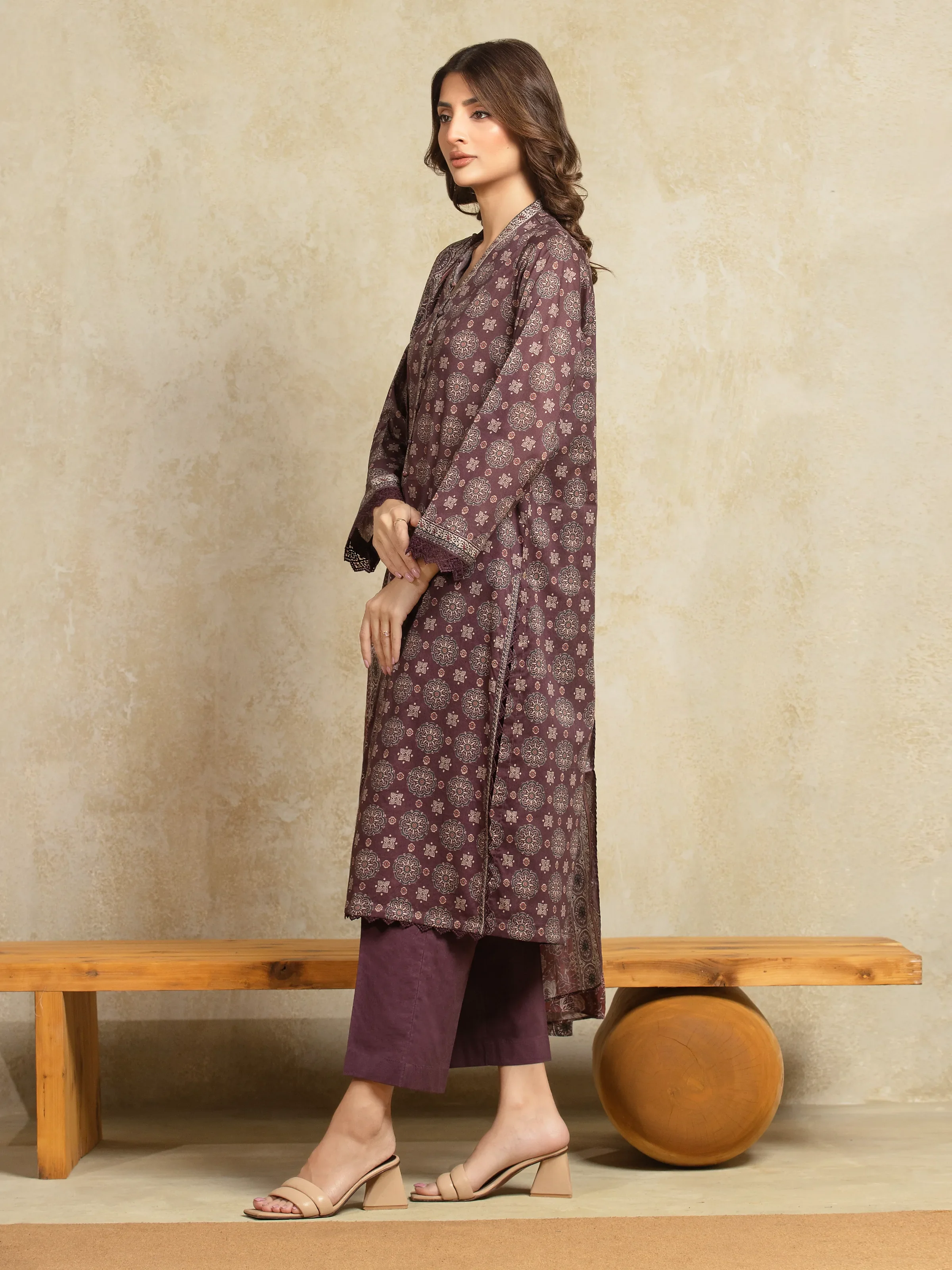 Unstitched Printed Khaddar Suit - EWU5A3-35939-3P - Image 5