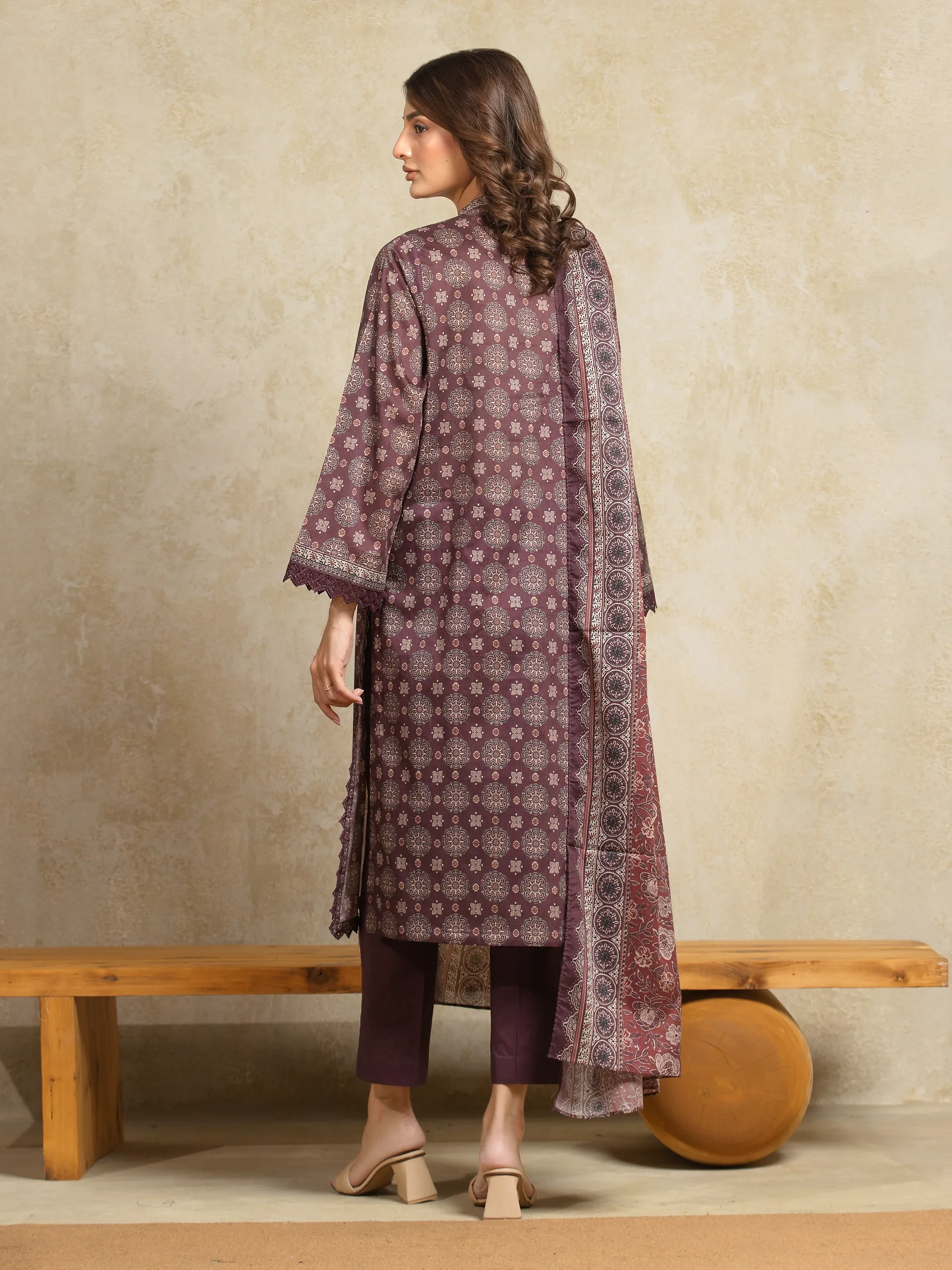 Unstitched Printed Khaddar Suit - EWU5A3-35939-3P - Image 6