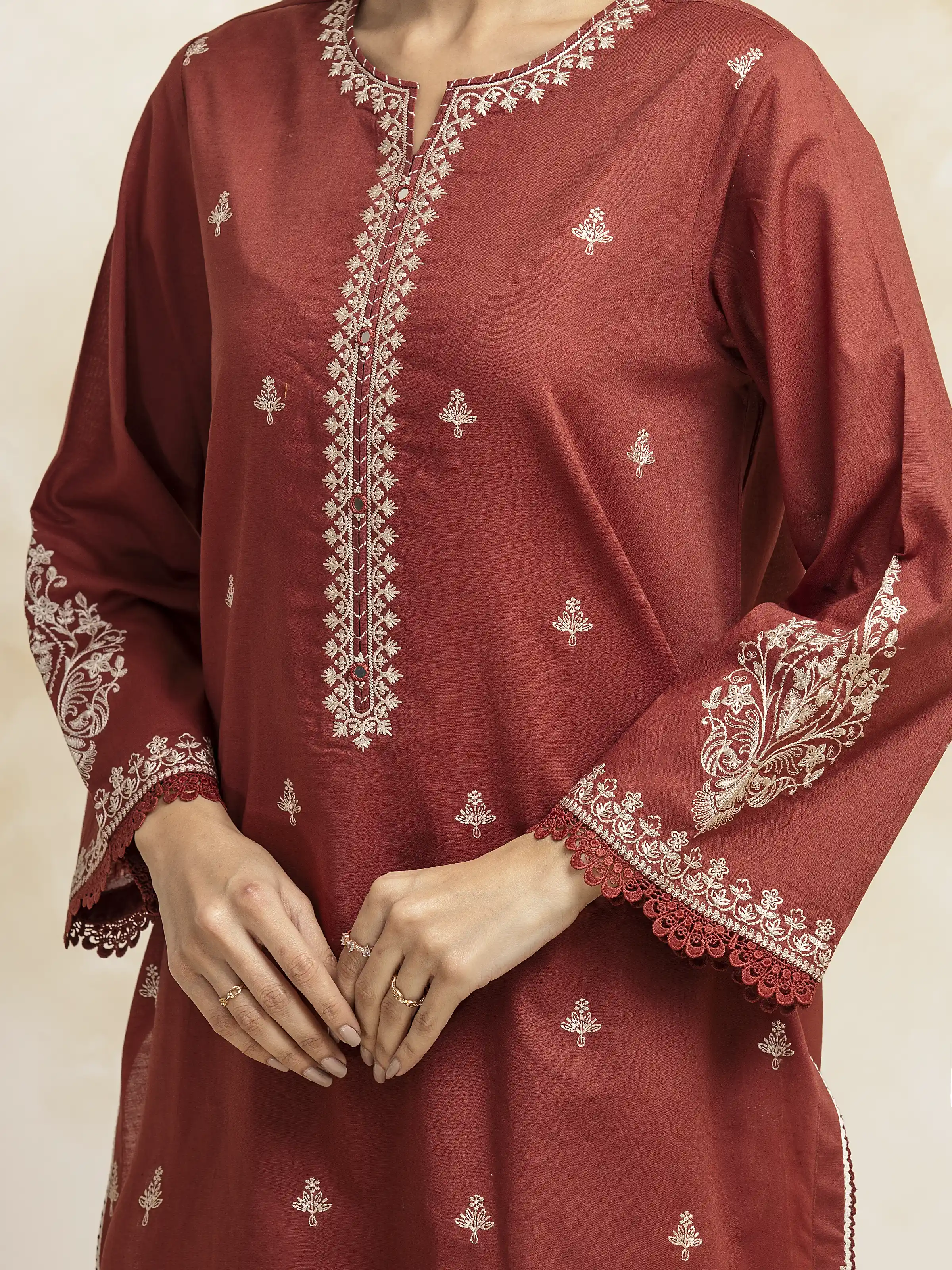 Unstitched Embroidered Cambric Suit - EWU5V2-31037-3P - Image 3