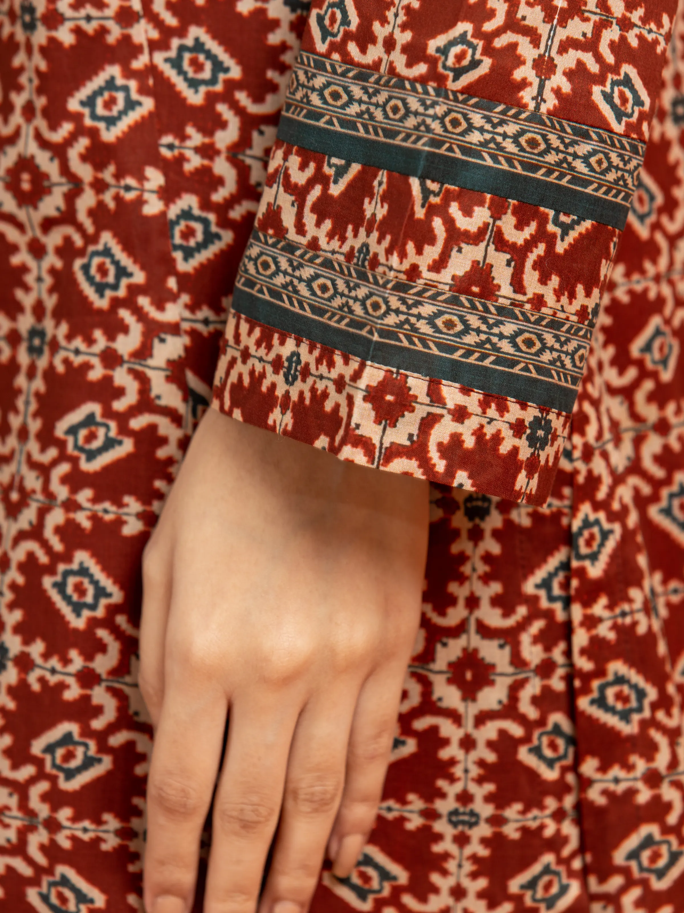 Unstitched Printed Cambric Shirt - EWU24A2-27012S - Image 3