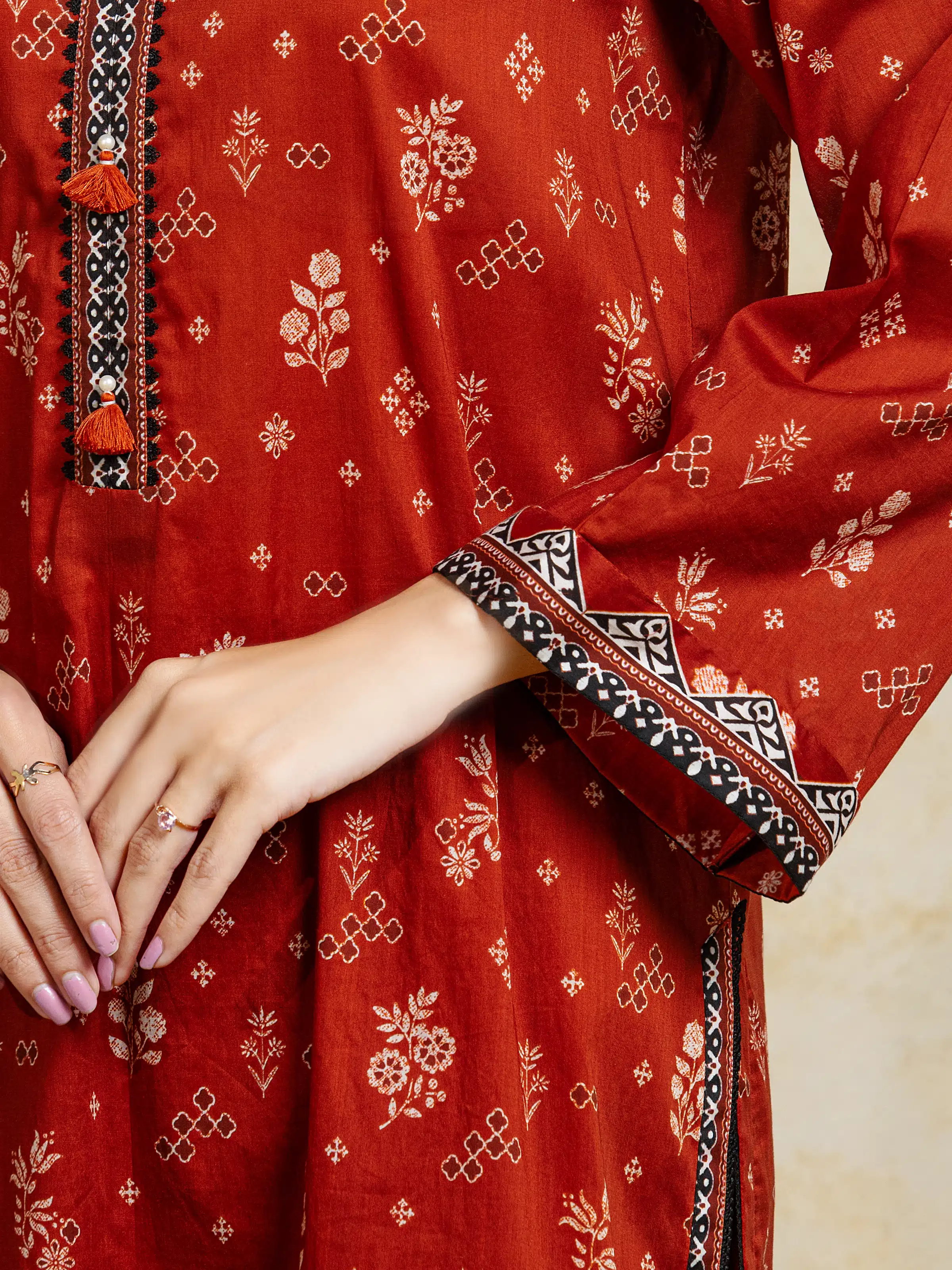 Unstitched Printed Khaddar Suit - EWU5A3-35935-3P - Image 3