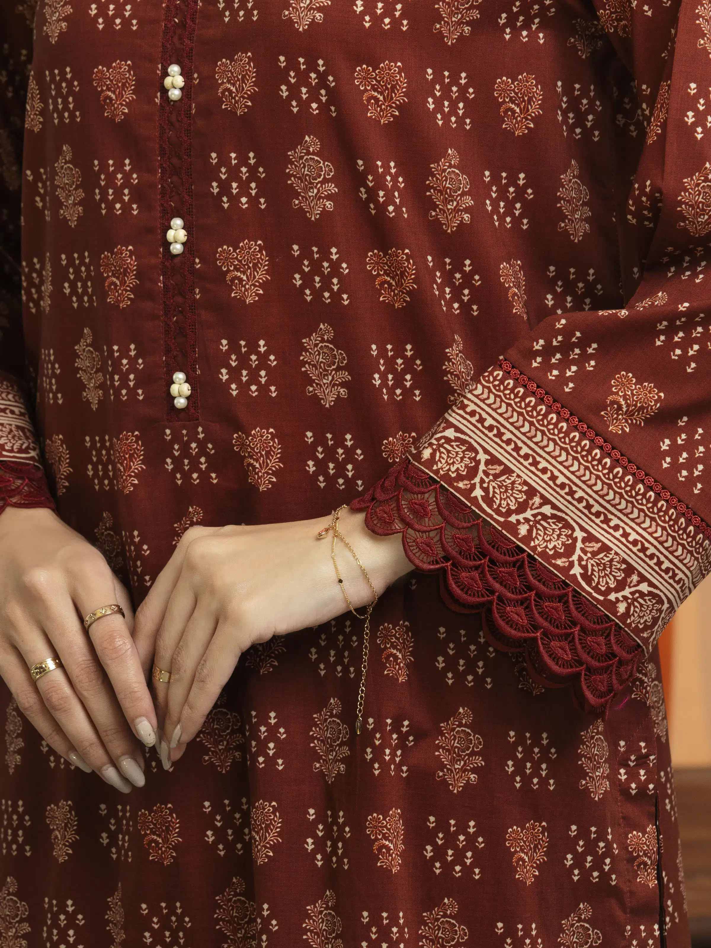 Unstitched Printed Lawn Suit - EWU5A1-35657-3P - Image 4