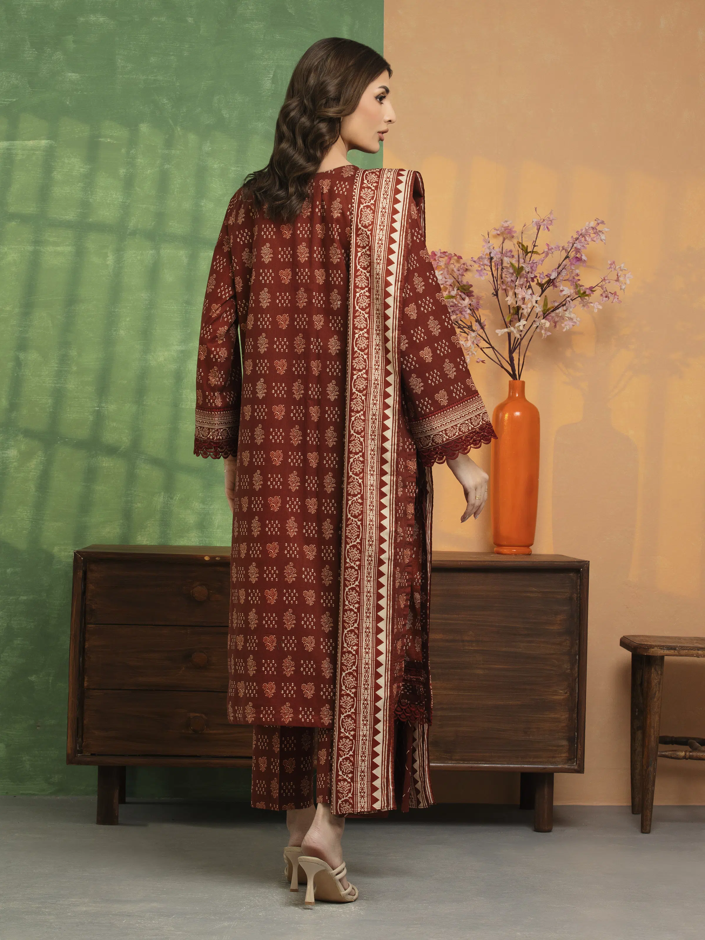 Unstitched Printed Lawn Suit - EWU5A1-35657-3P - Image 6