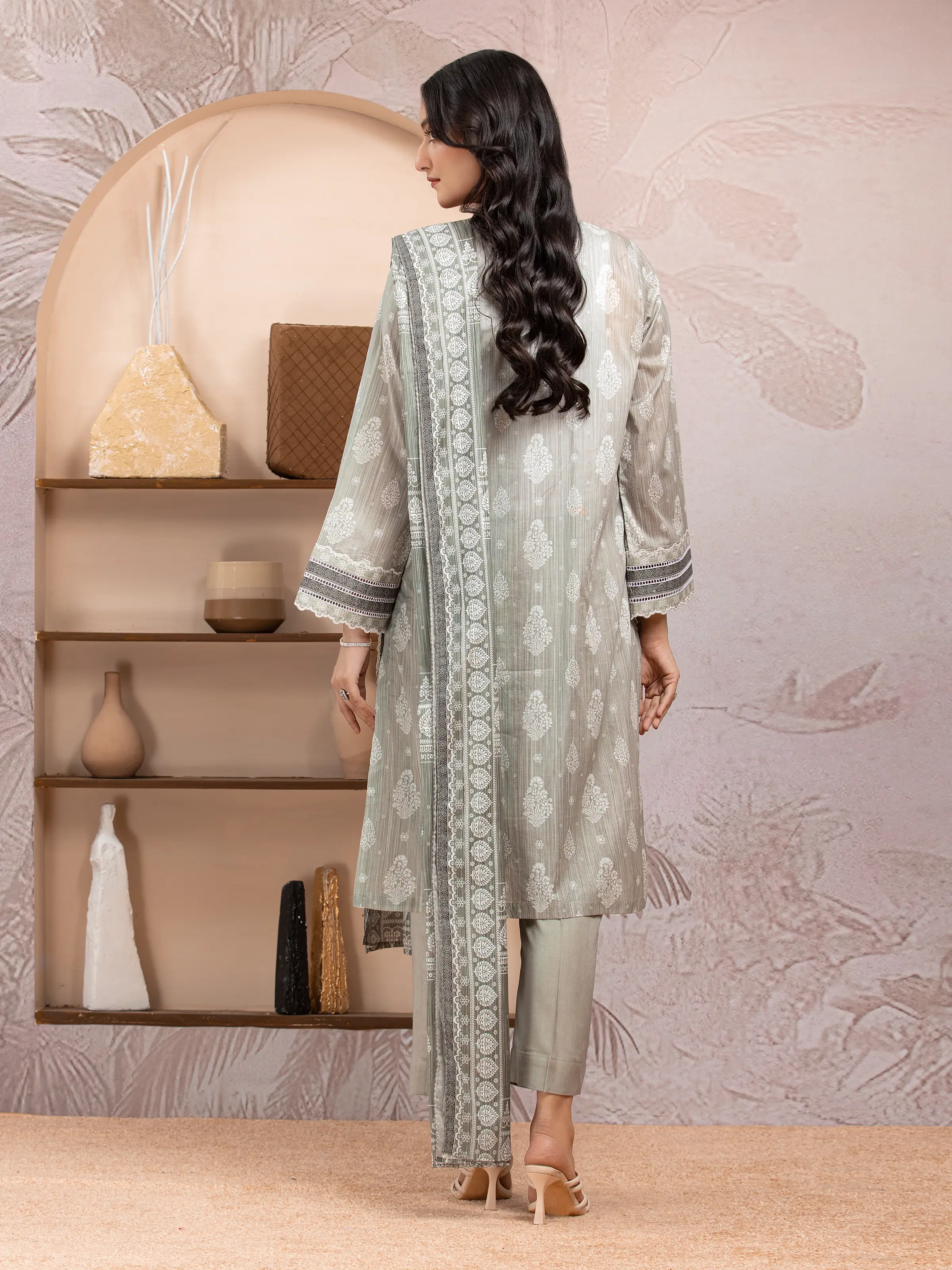 Unstitched Printed Lawn Suit - EWU5A1-35218-3P - Image 2