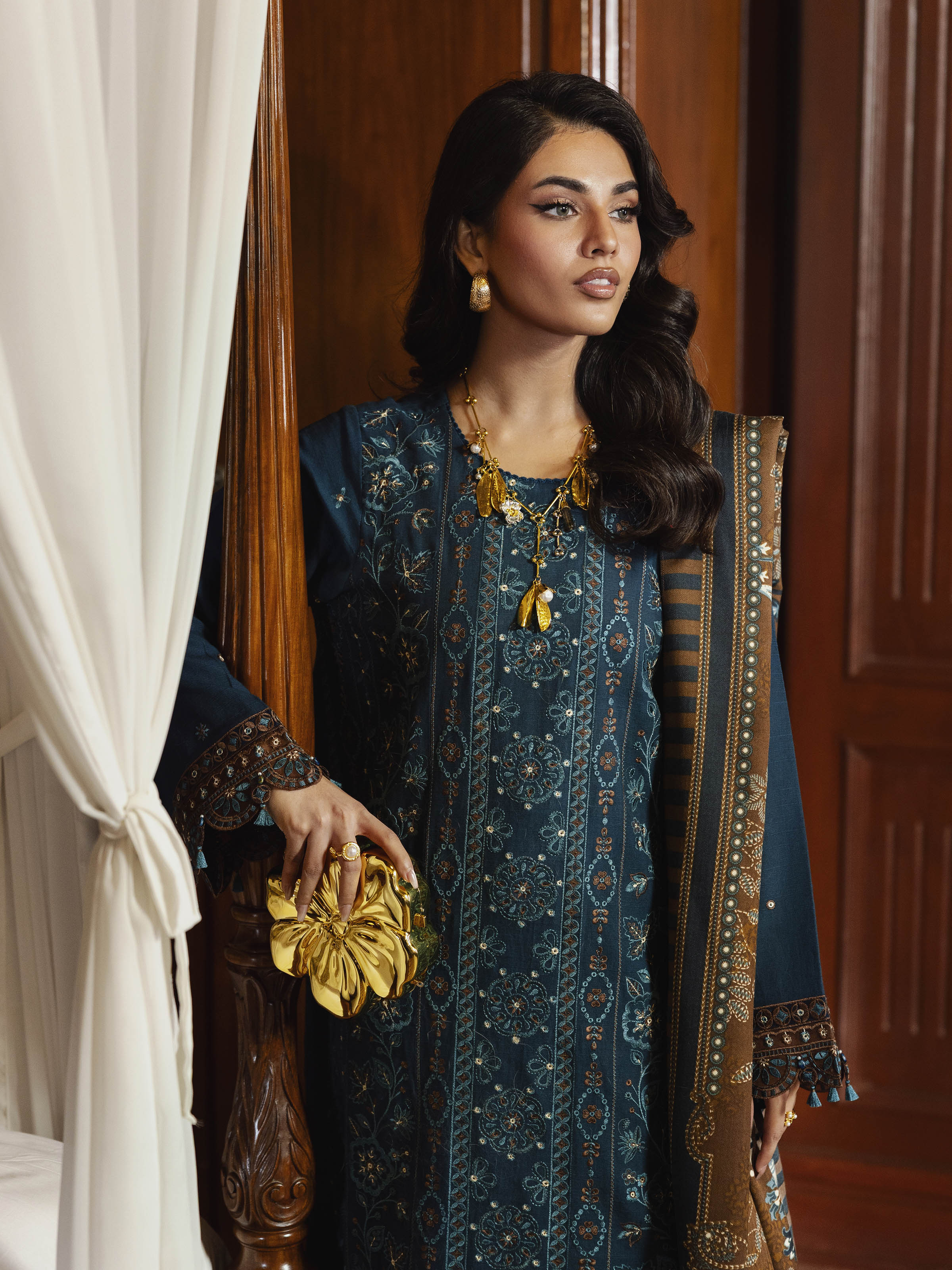 Unstitched Embroidered Khaddar Suit - EWU5V11-32005-3P - Image 2