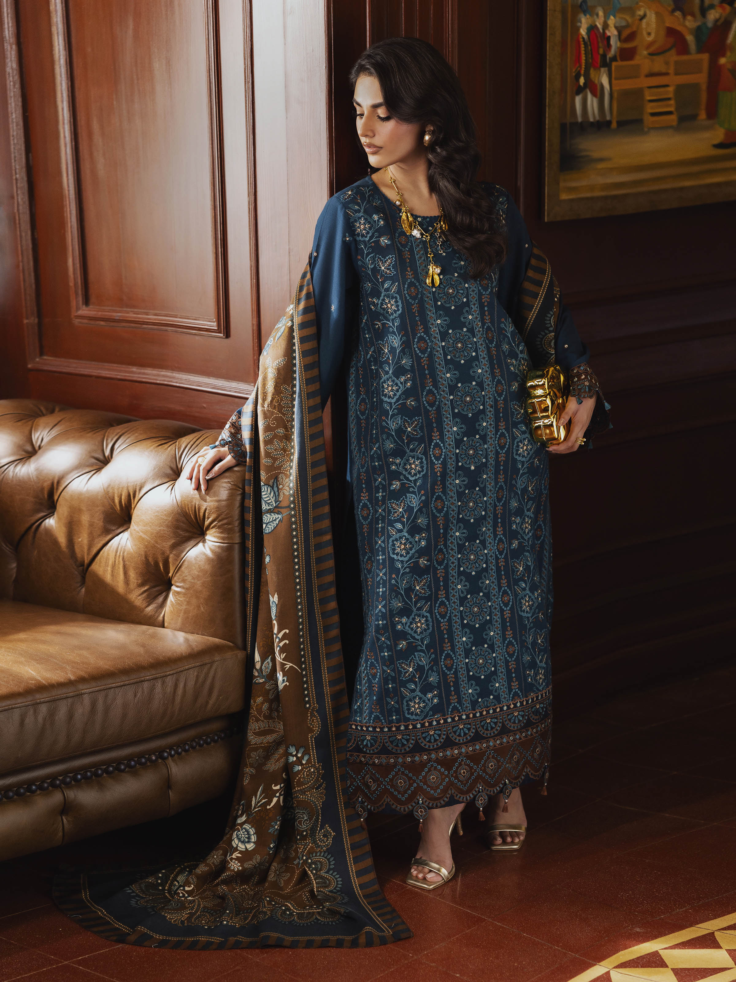 Unstitched Embroidered Khaddar Suit - EWU5V11-32005-3P - Image 5