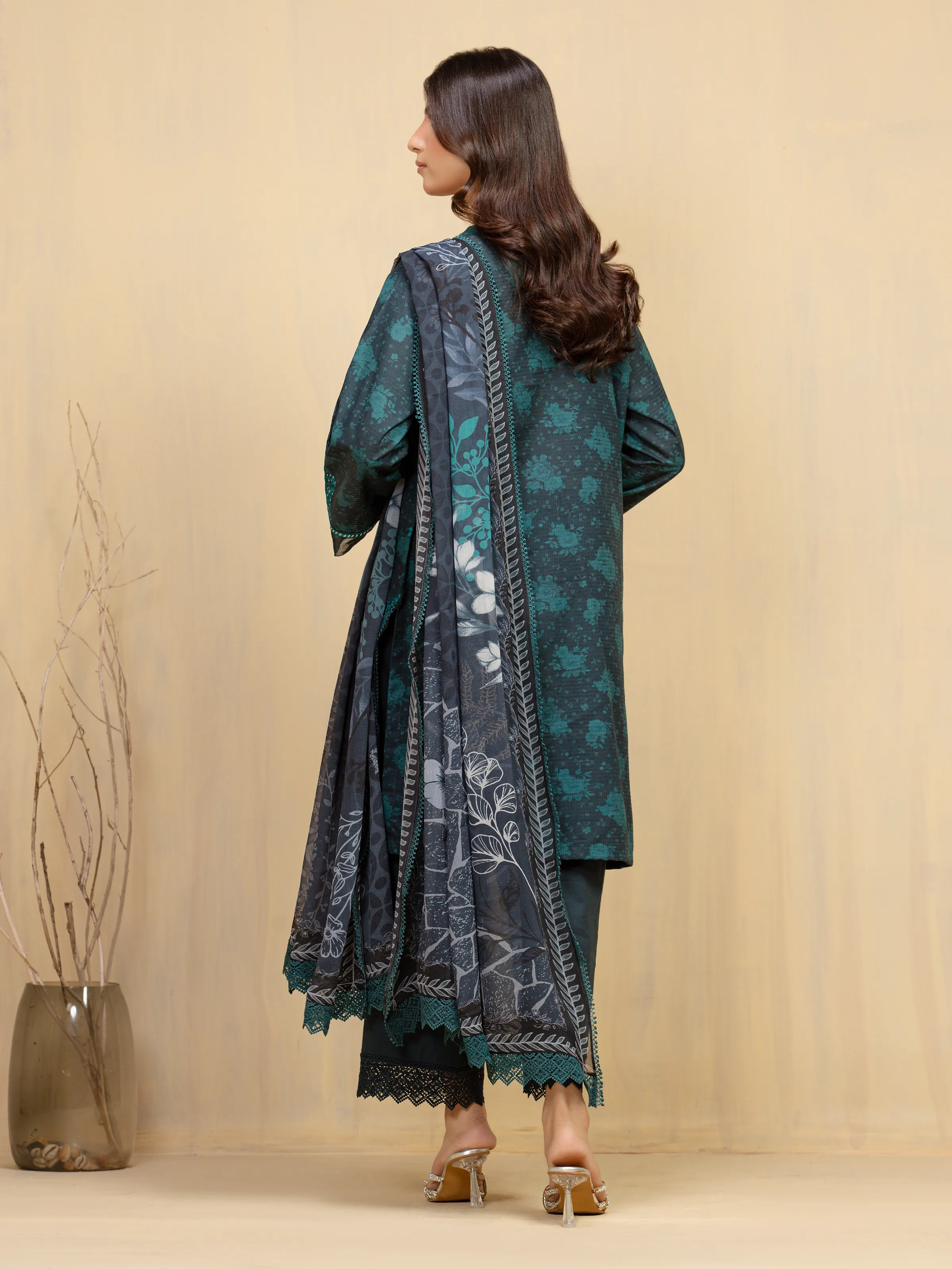 Unstitched Embroidered Lawn Suit - EWU5V1-31905-3P - Image 6