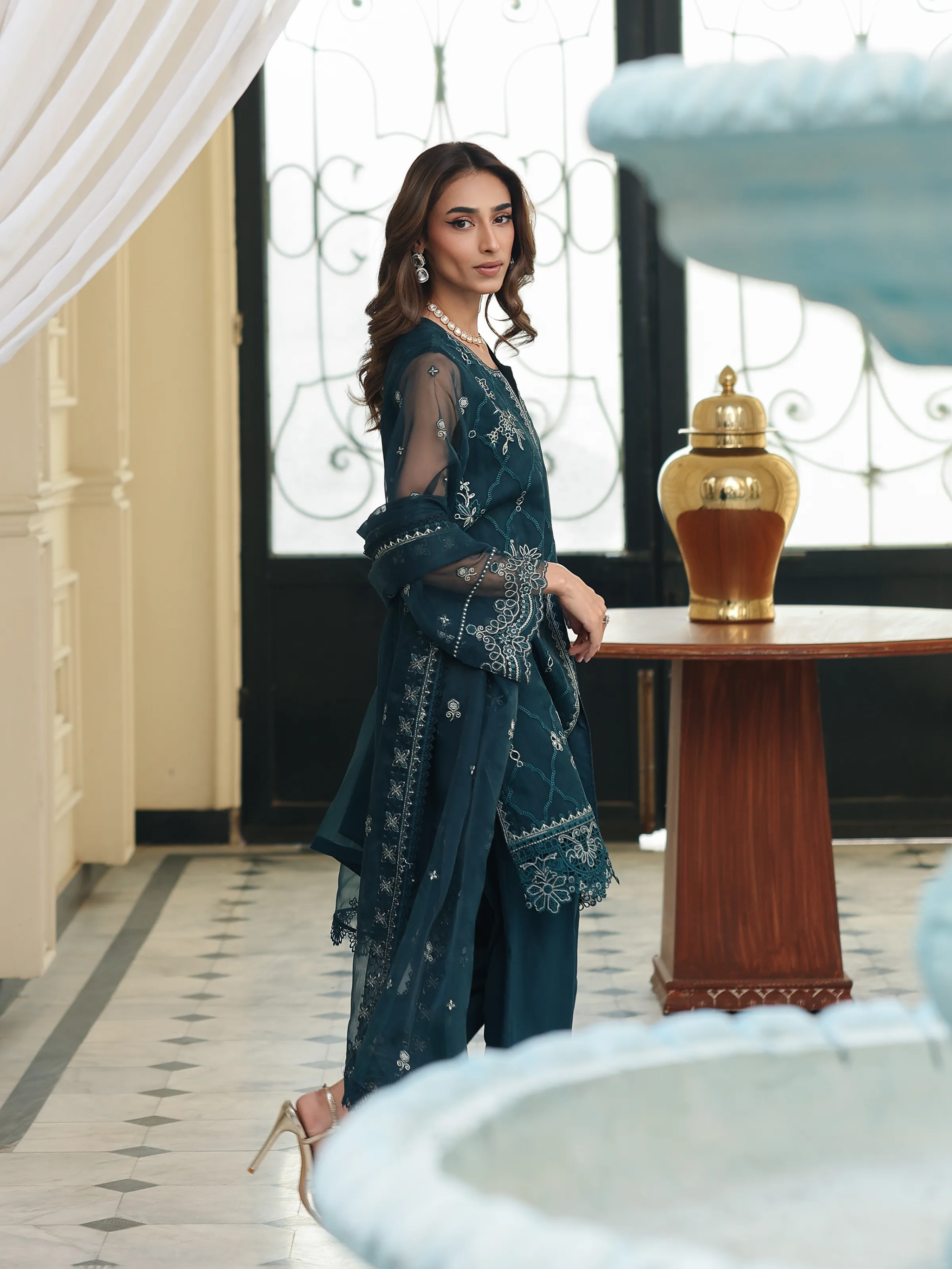 Unstitched Embroidered Organza Suit - EWU5V4-31273-3P - Image 4