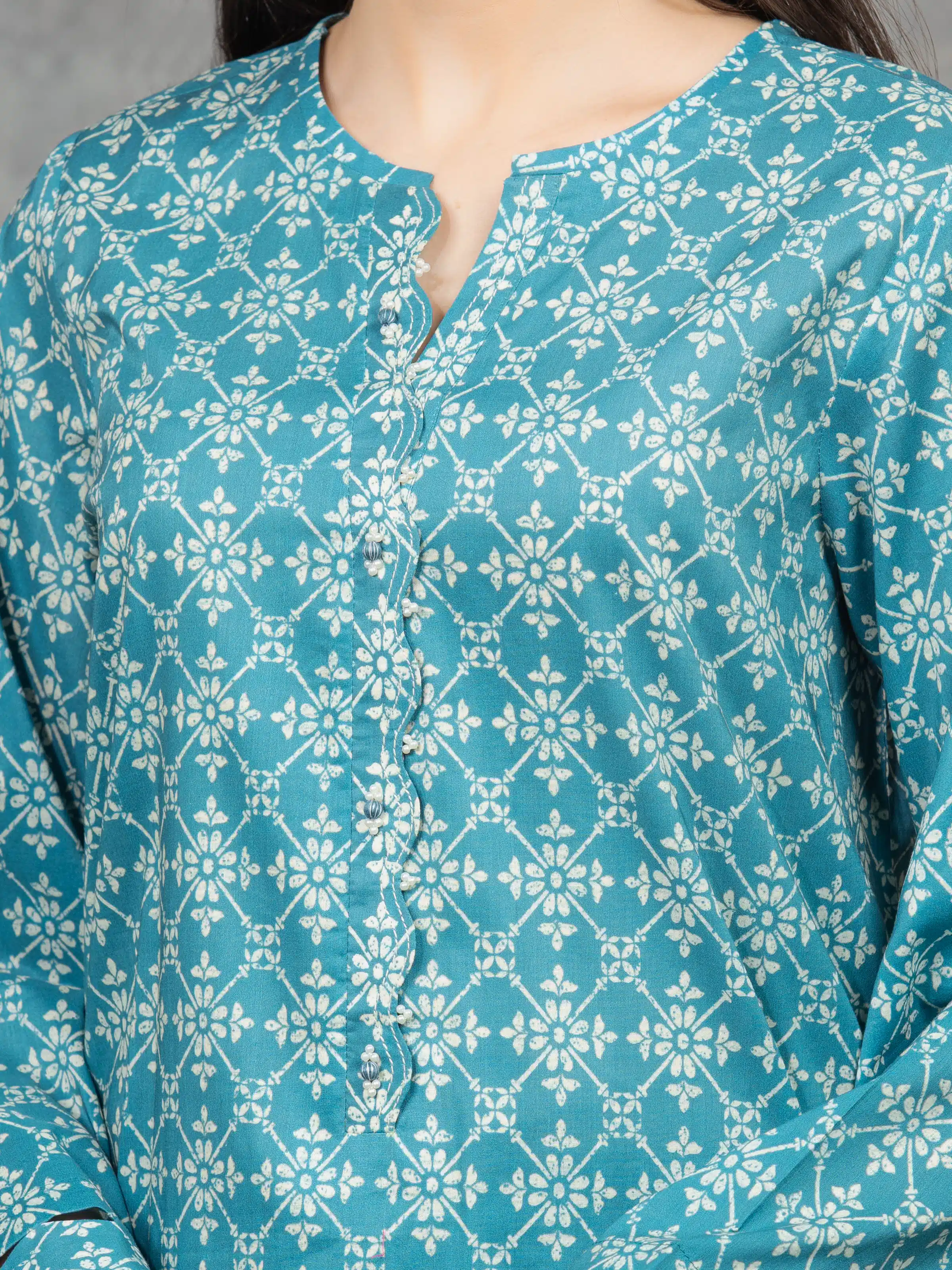 Unstitched Printed Cambric Suit - EWU5A2-35854-3P - Image 3