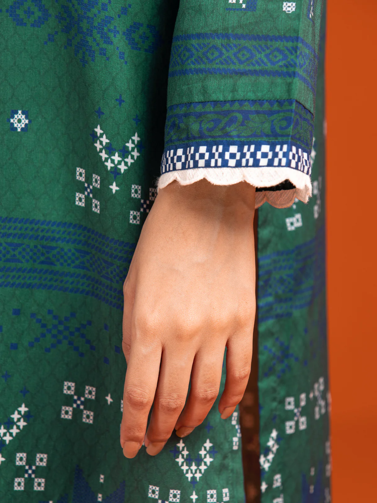 Unstitched Printed Khaddar Shirt - EWU23A3-27143S - Image 4