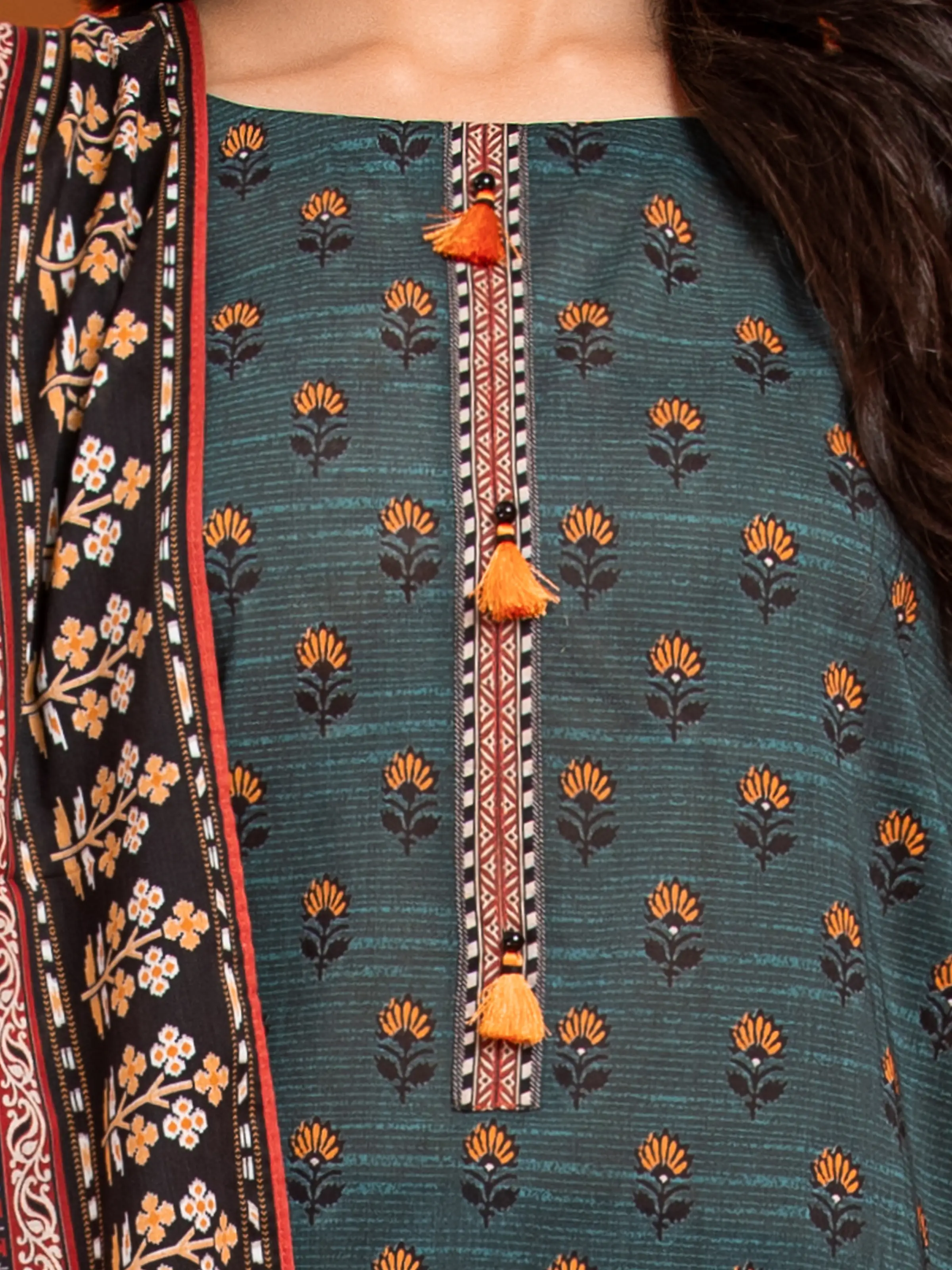 Unstitched Printed Khaddar Suit - EWU24A3-27168-3P - Image 3