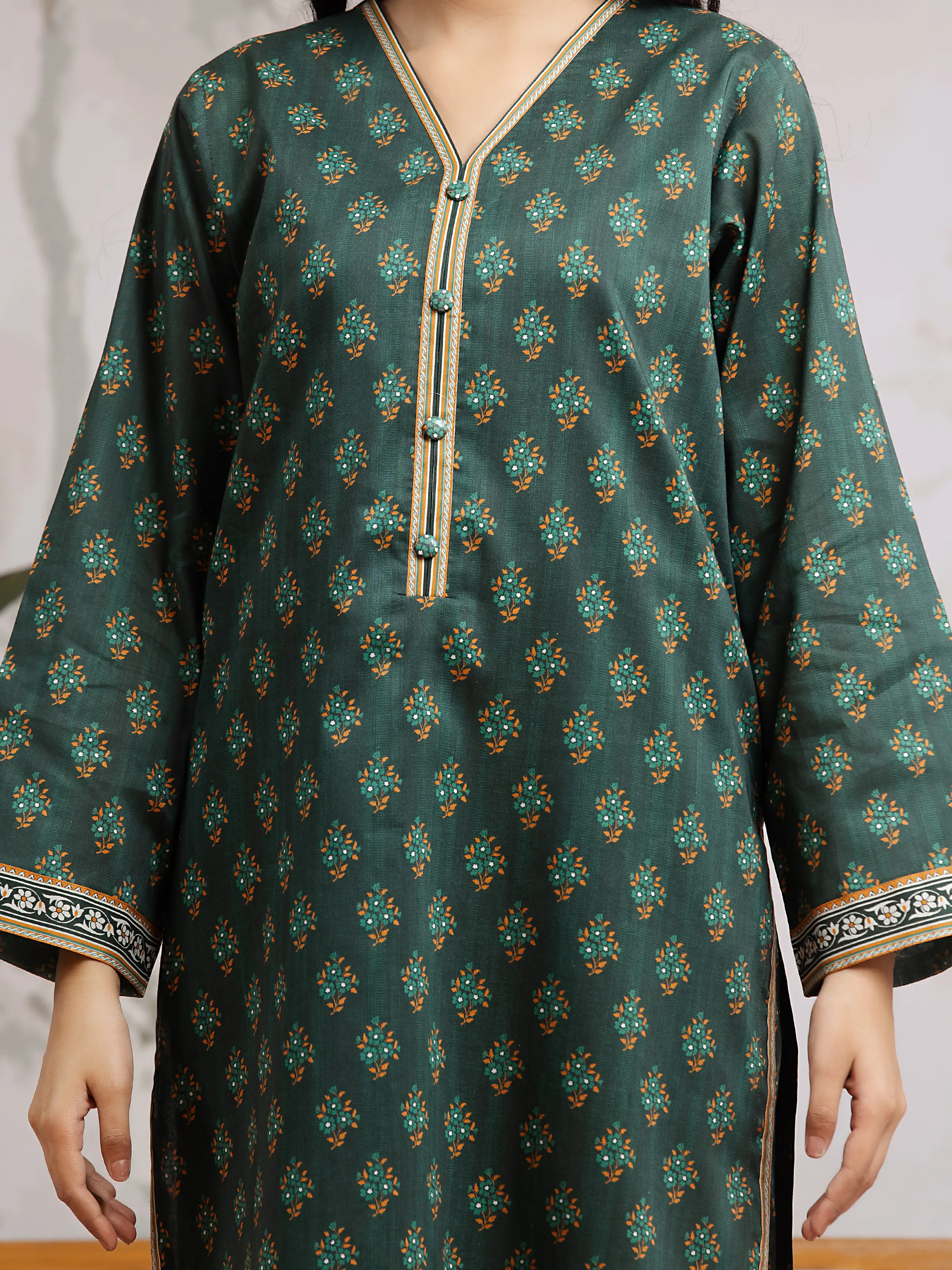 Unstitched Printed Khaddar Suit - EWU24A3-29606-3P - Image 3