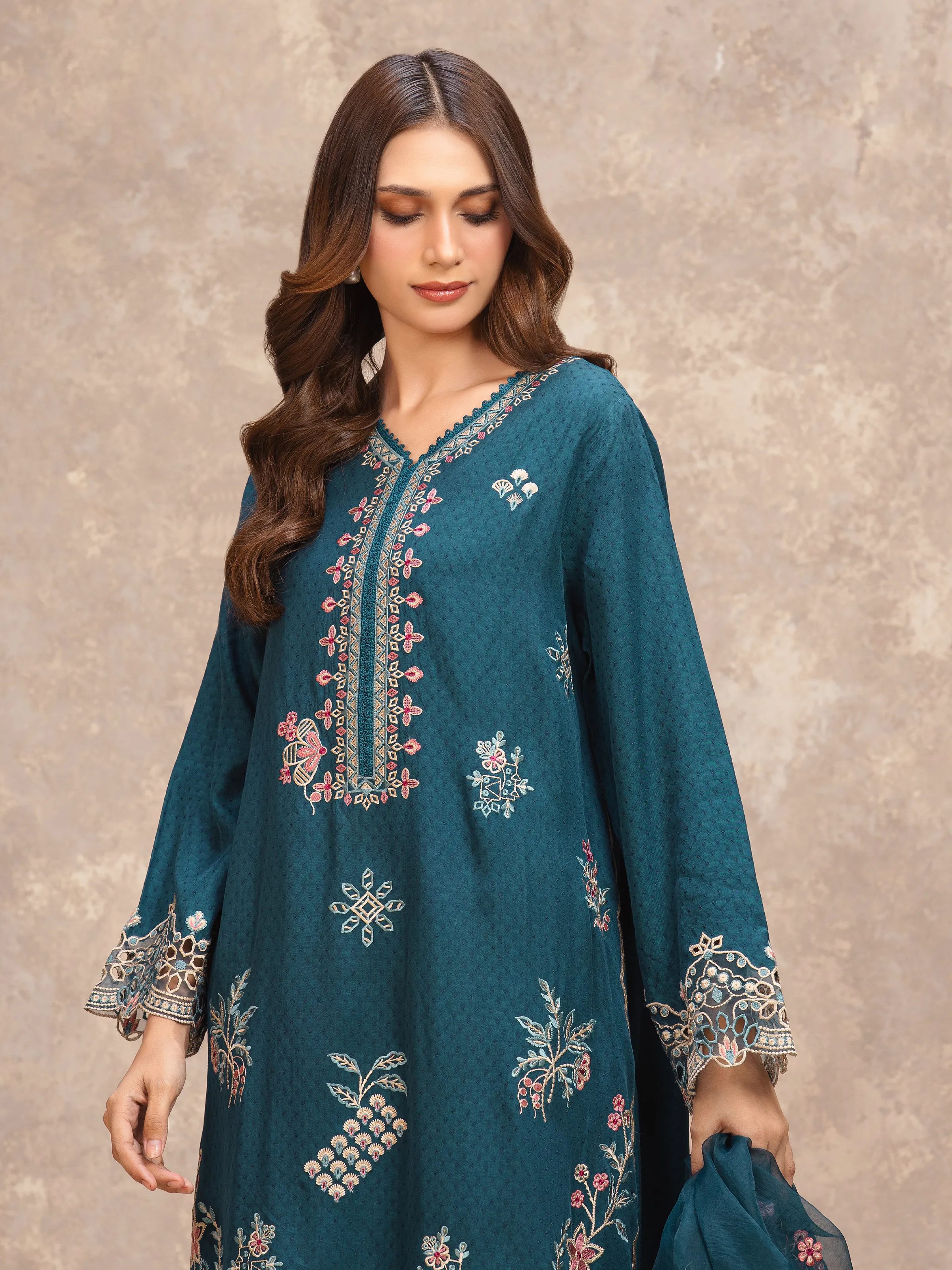 Unstitched Embroidered Viscose Suit - EWU5V19-32027-3P - Image 2