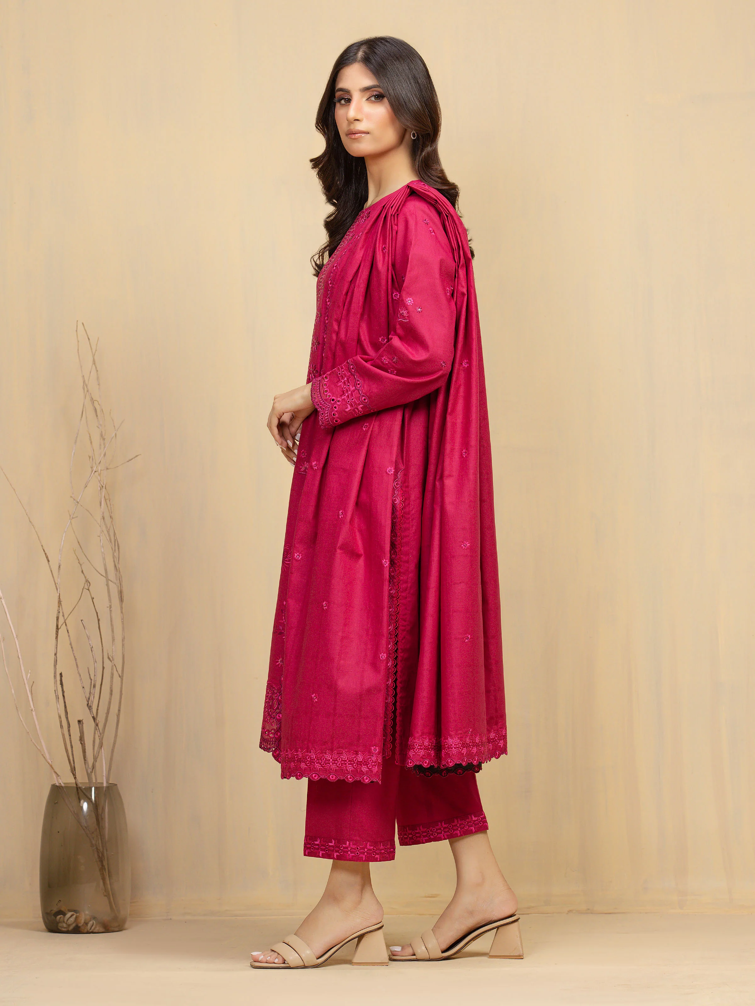 Unstitched Embroidered Jacquard Suit - EWU5V3-31158-3P - Image 5