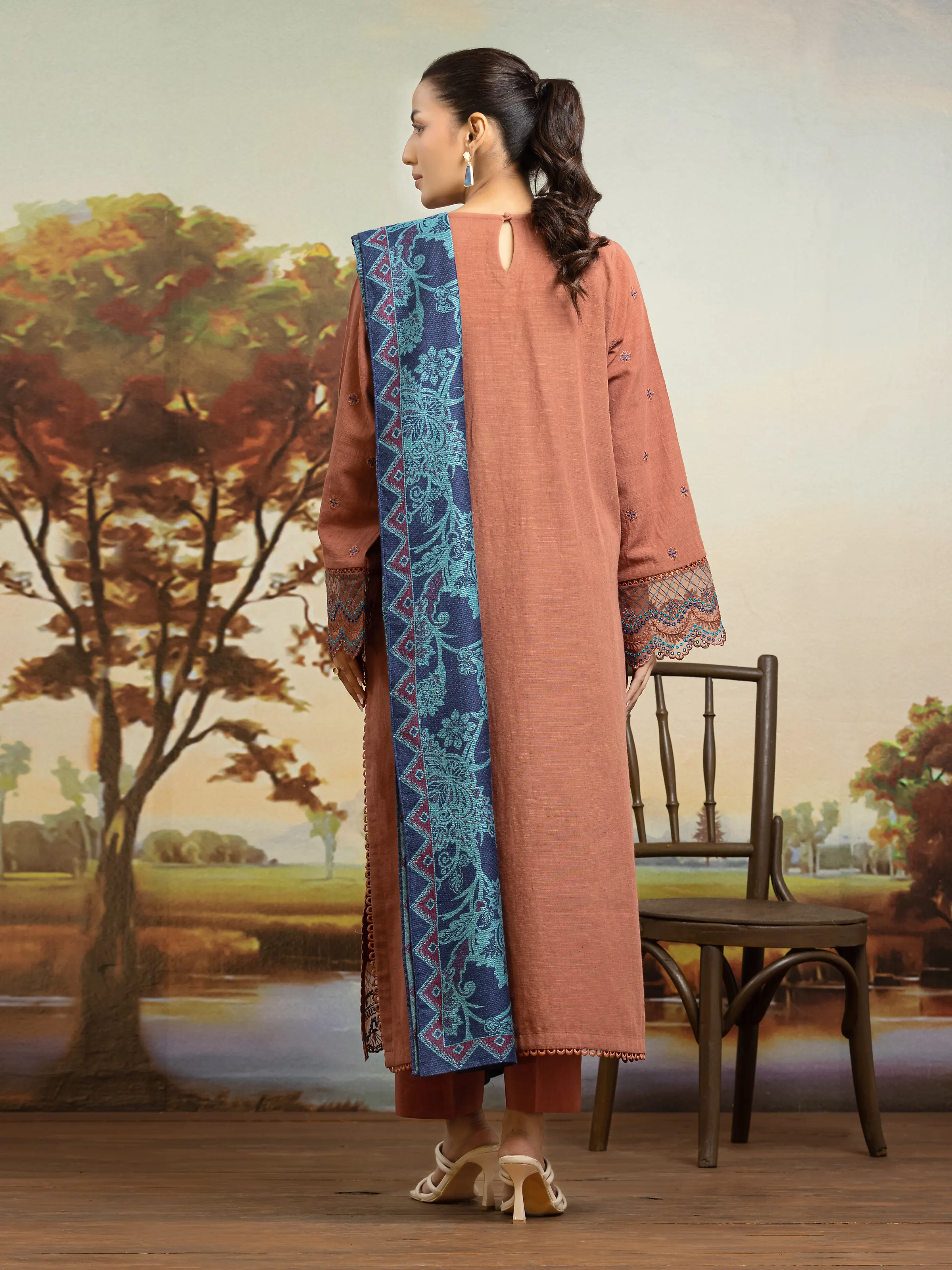 Unstitched Embroidered Marina Twill Suit - EWU24V14-30216-3P - Image 2
