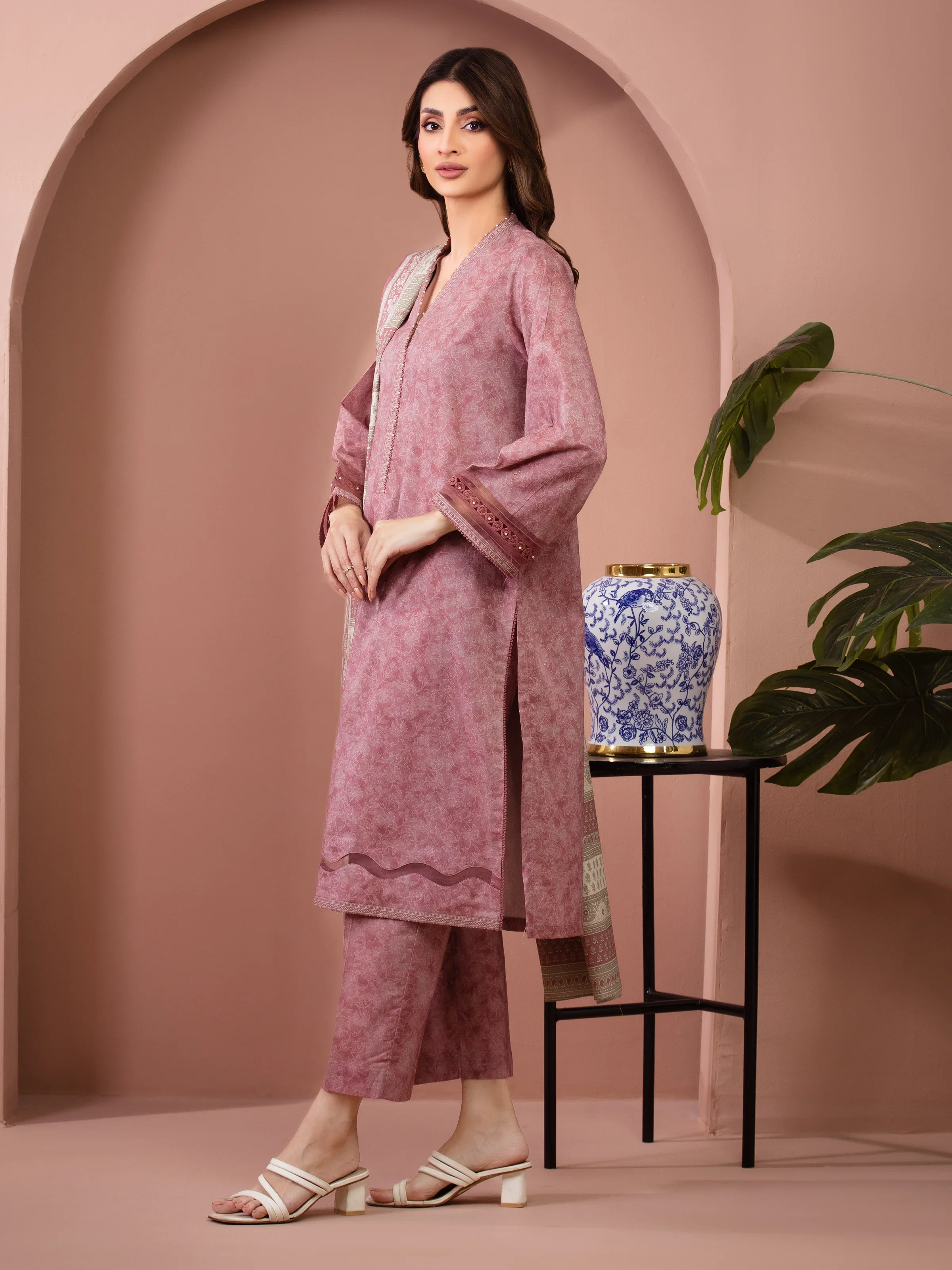 Unstitched Printed Lawn Suit - EWU5A1-35637-3P - Image 5