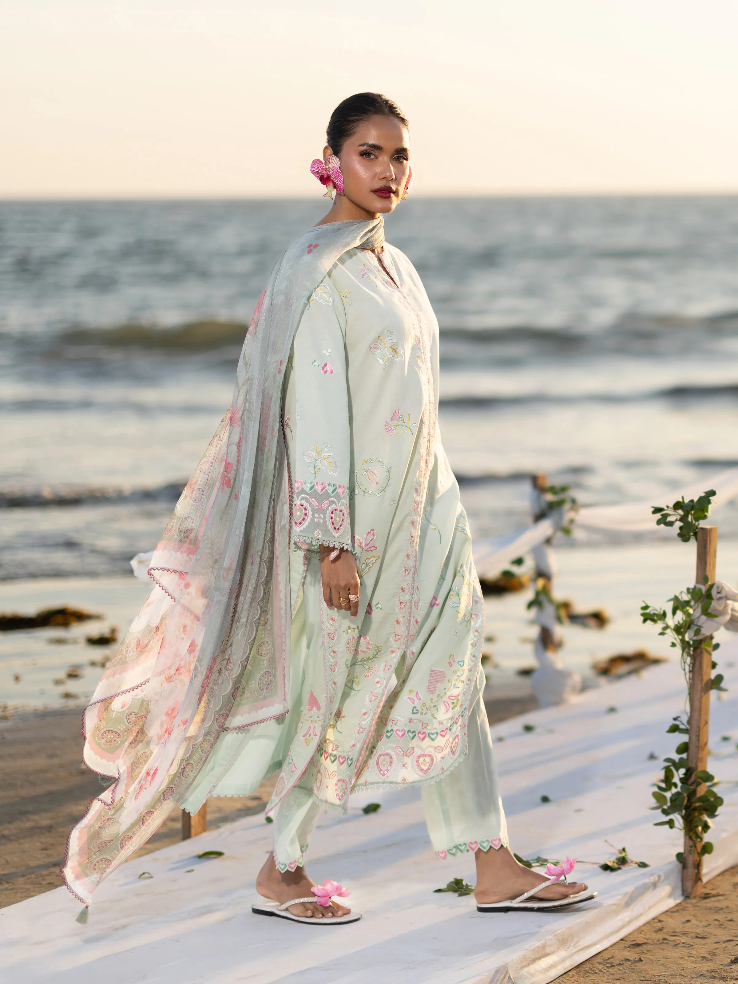 Unstitched Embroidered Cambric Suit - EWU6V2-33445-3P - Image 3