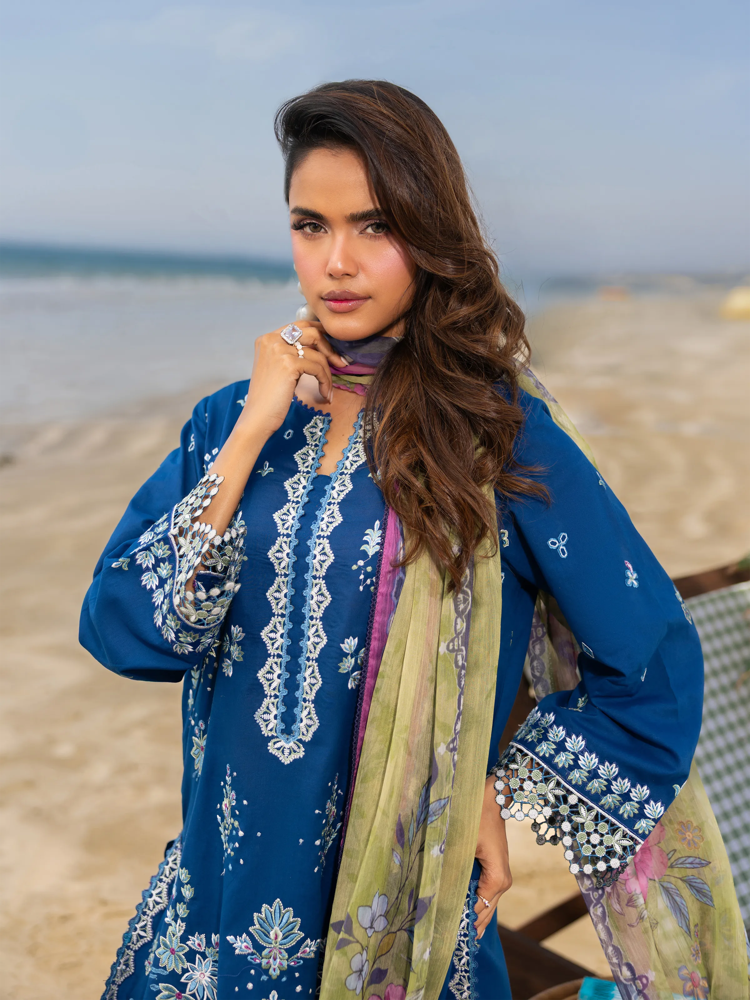 Unstitched Embroidered Cambric Suit - EWU6V2-33448-3P - Image 4