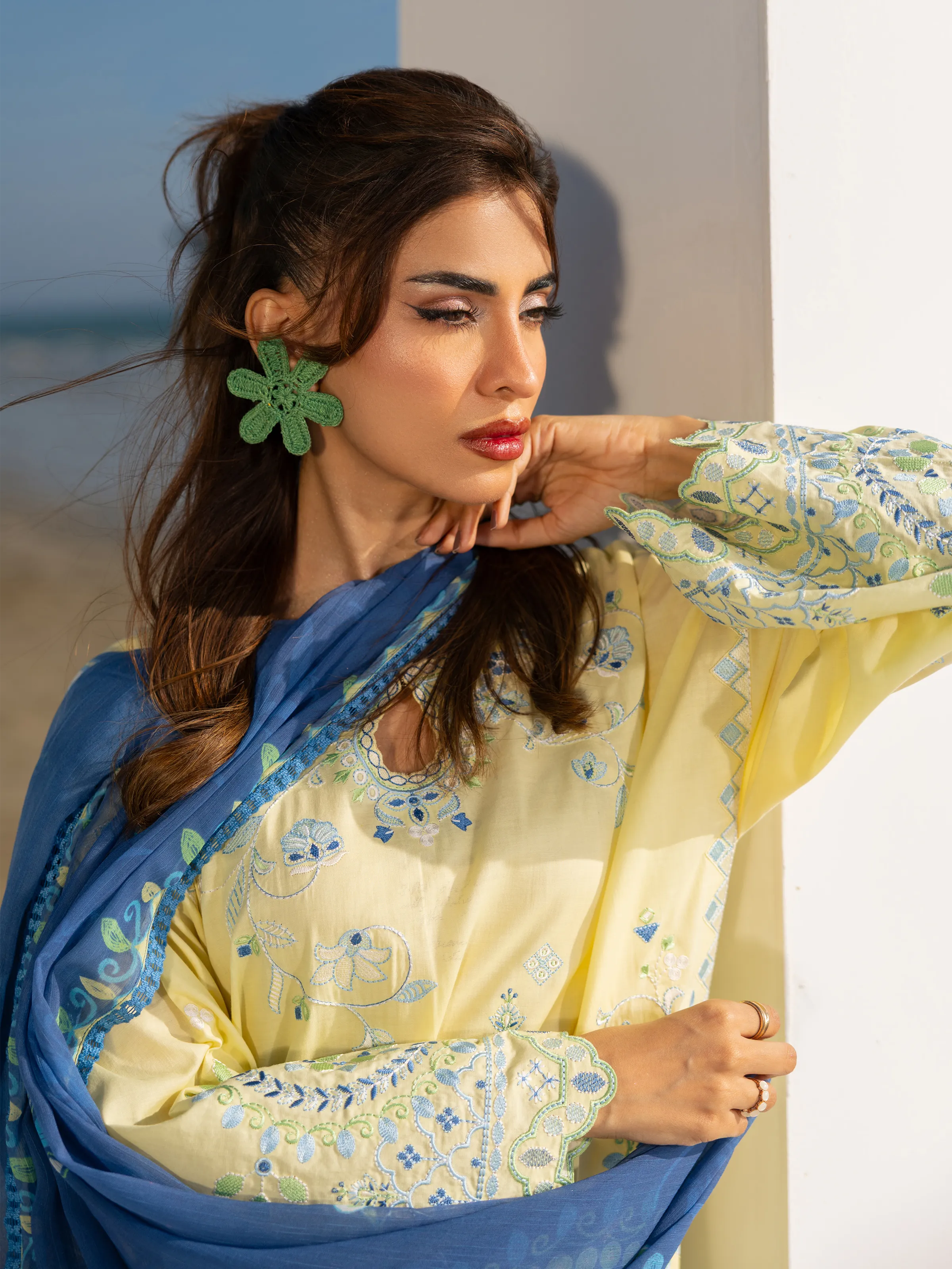 Unstitched Embroidered Cambric Suit - EWU6V2-33453-3P - Image 4